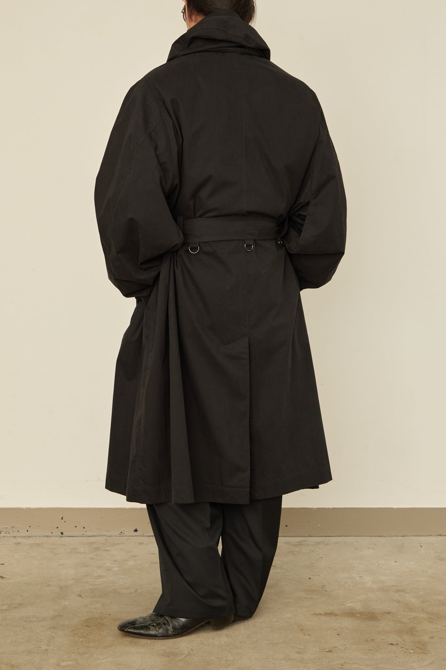 i'm here : HAOLI TRENCH COAT : / BLACK
