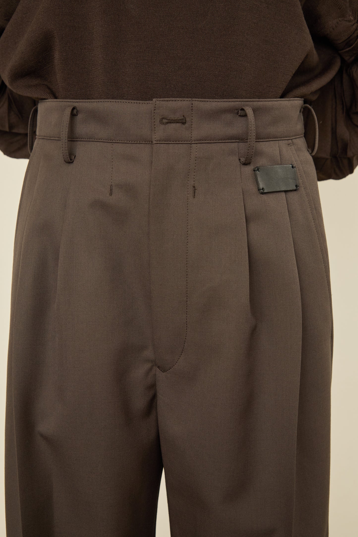 i'm here :  UN(I)FORM PANTS : / BLACK