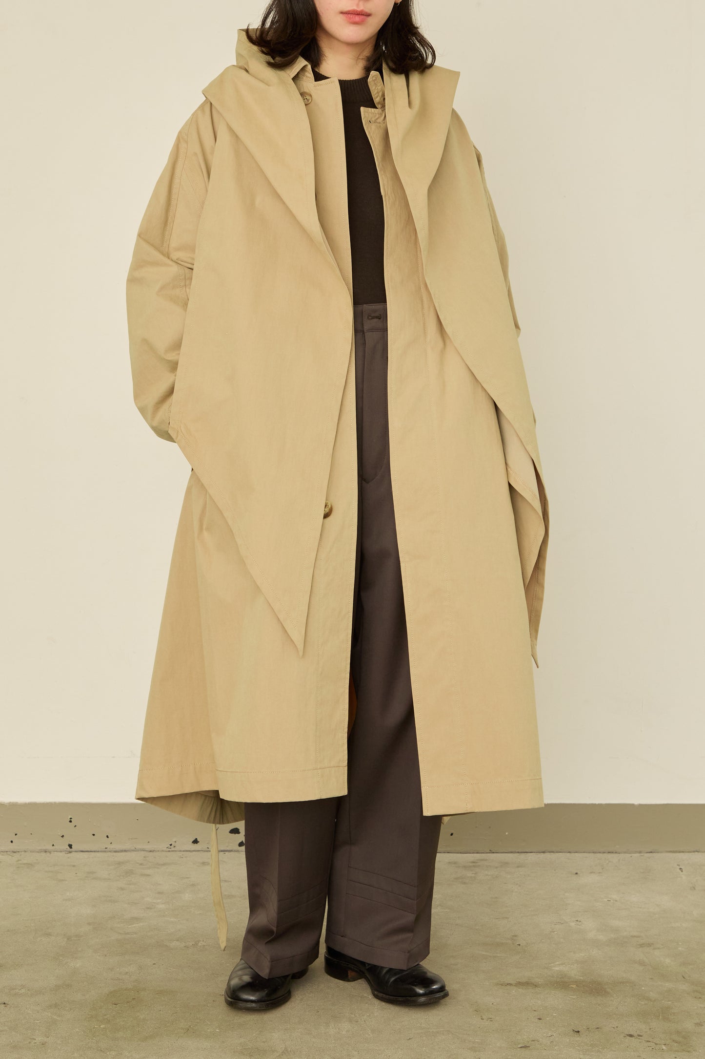 i'm here : HAOLI TRENCH COAT : / BEIGE