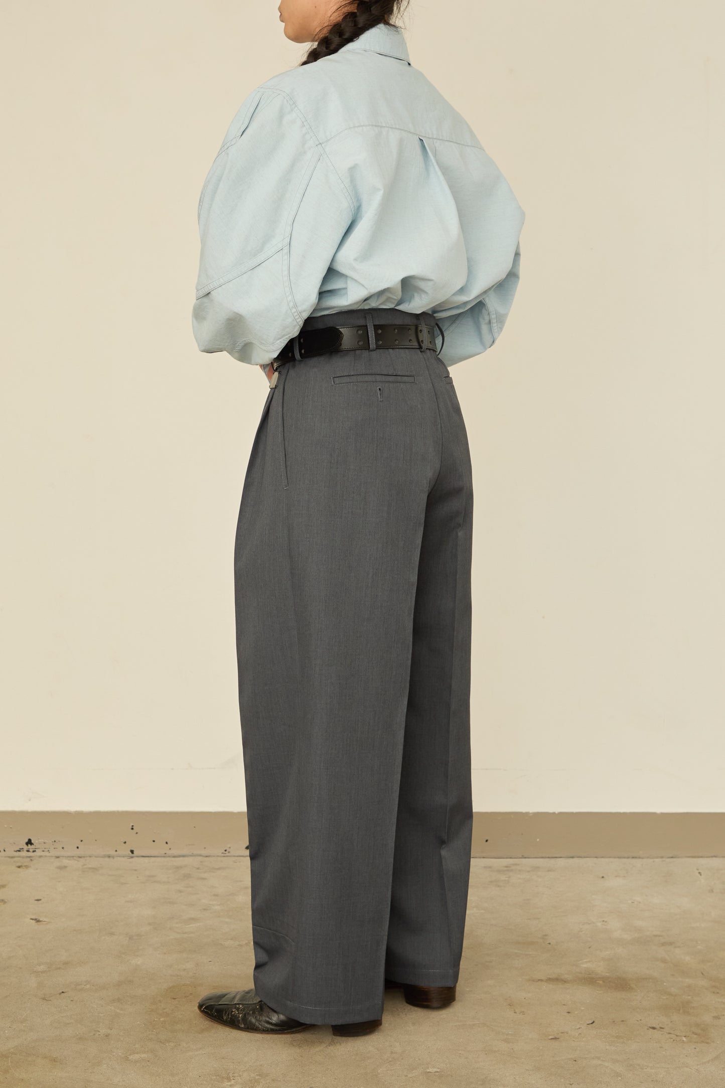 i'm here :  UN(I)FORM PANTS : / GRAY