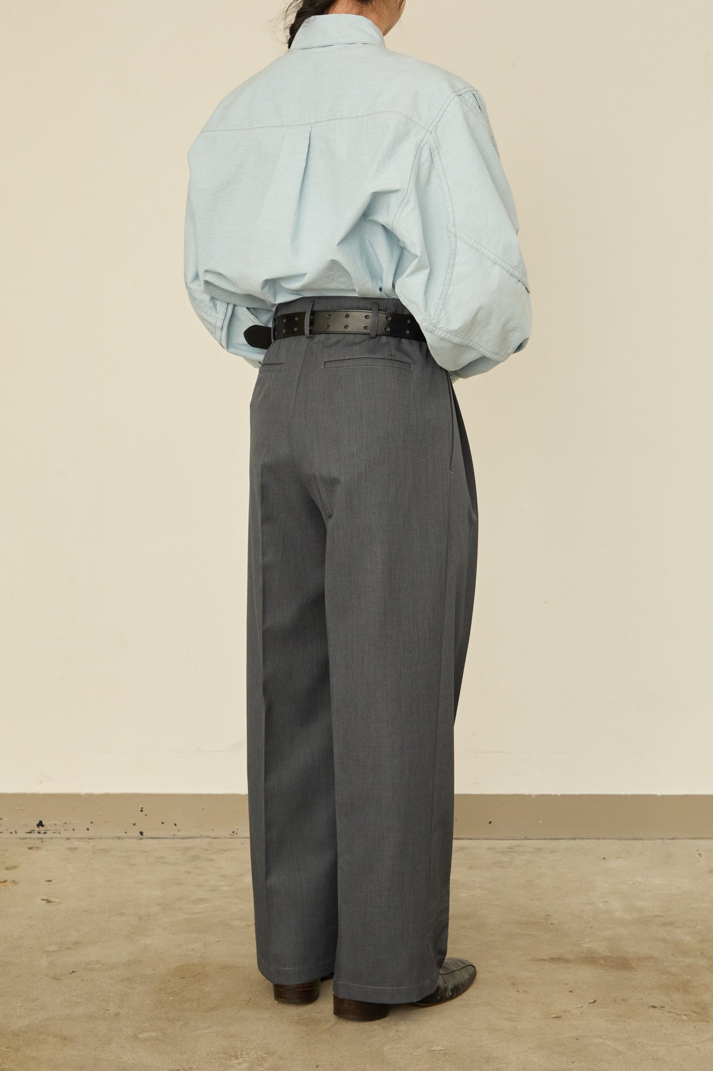 i'm here :  UN(I)FORM PANTS : / GRAY