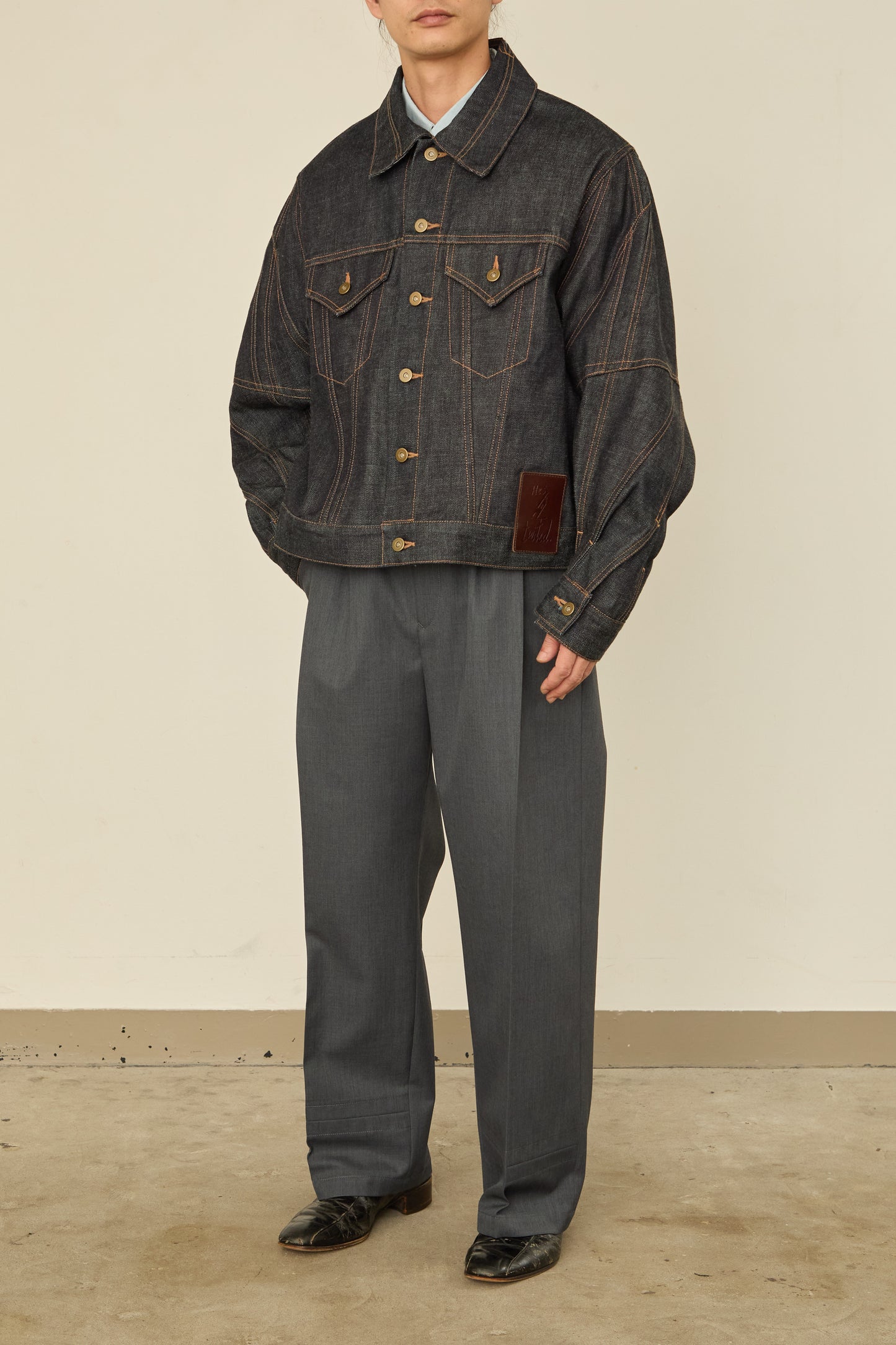 i'm here : " TWIST " SLEEVE DENIM JACKET : / NAVY（RIGID)