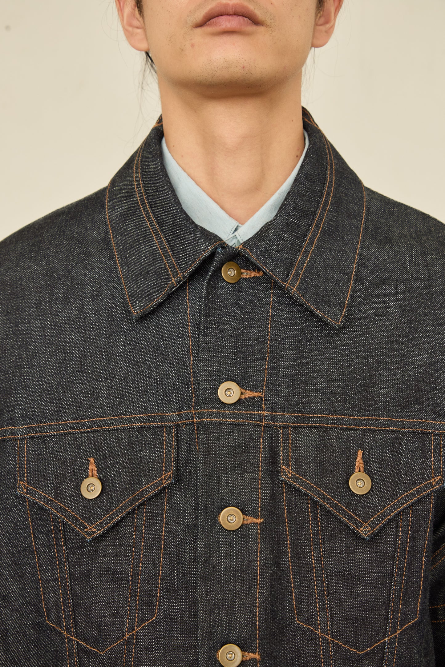 i'm here : " TWIST " SLEEVE DENIM JACKET : / BLACK