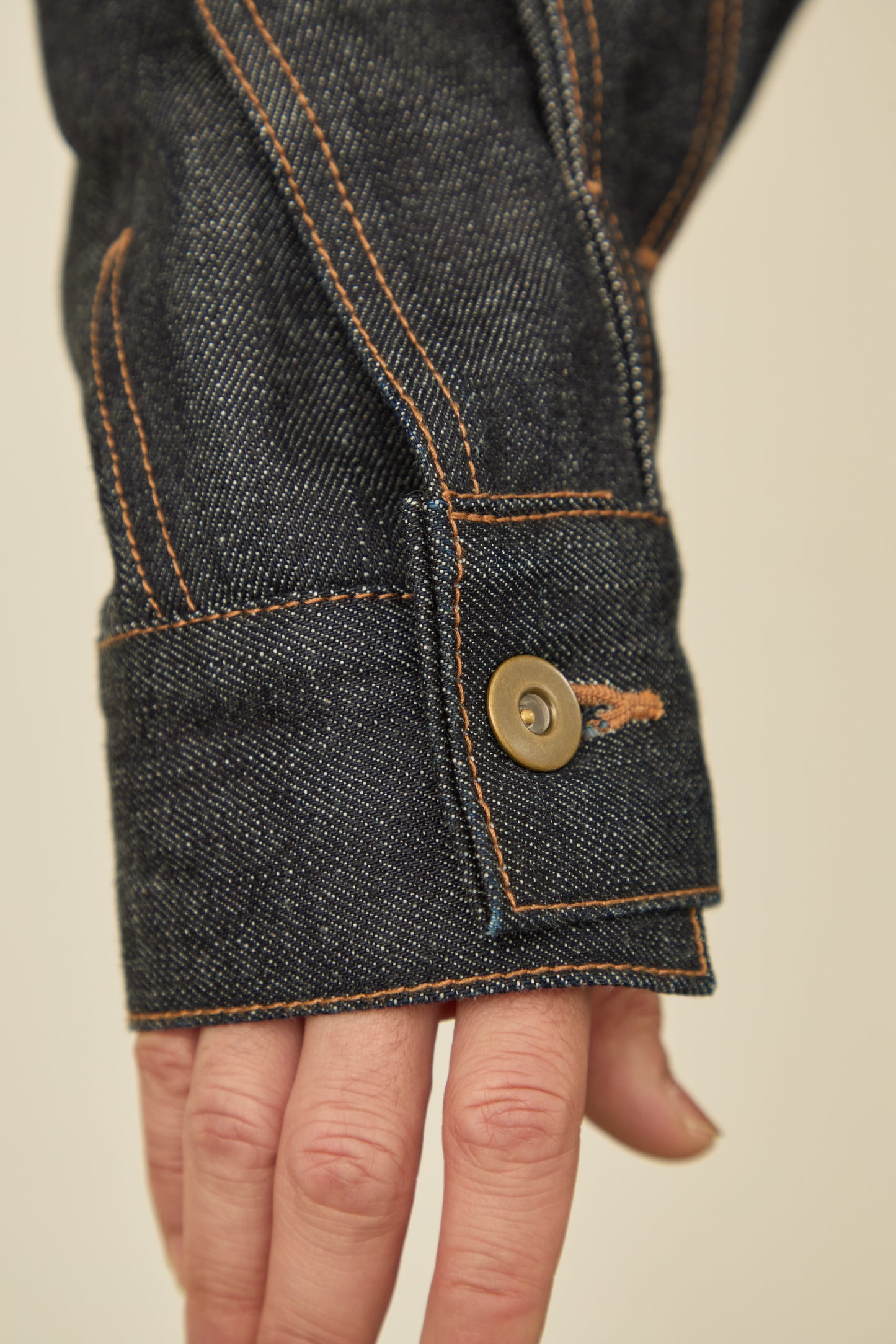i'm here : " TWIST " SLEEVE DENIM JACKET : / BLUE