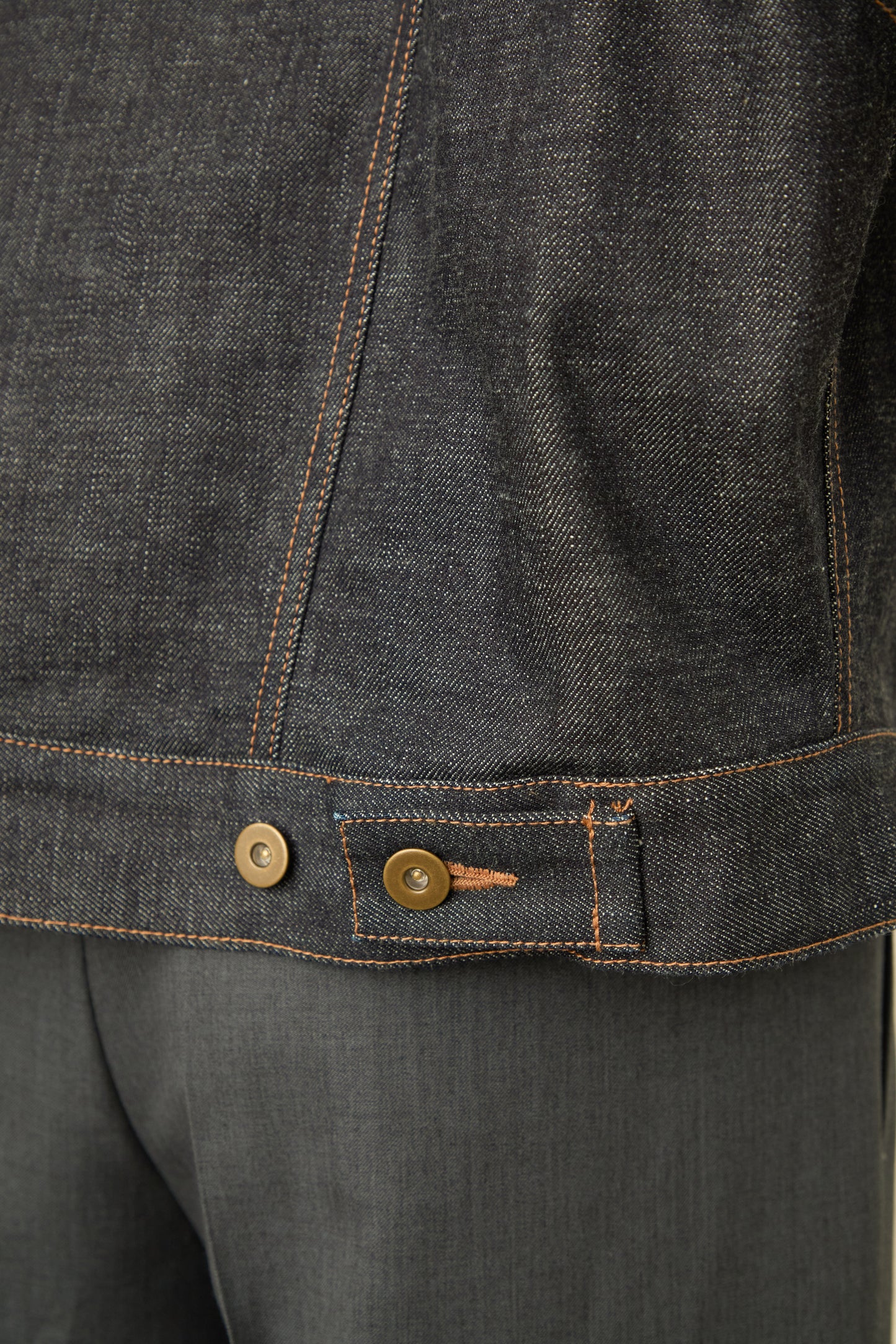 i'm here : " TWIST " SLEEVE DENIM JACKET : / NAVY（RIGID)