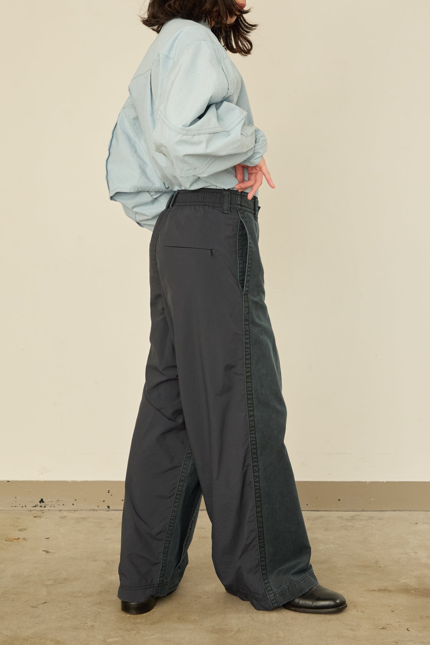 i'm here : " DOCKING " PANTS : / BLACK