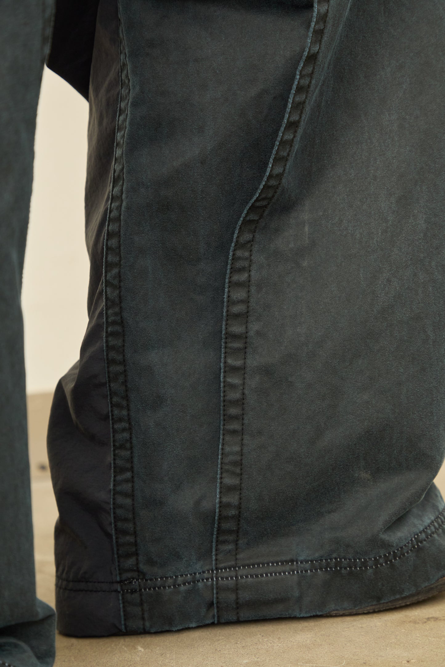 i'm here : " DOCKING " PANTS : / BROWN