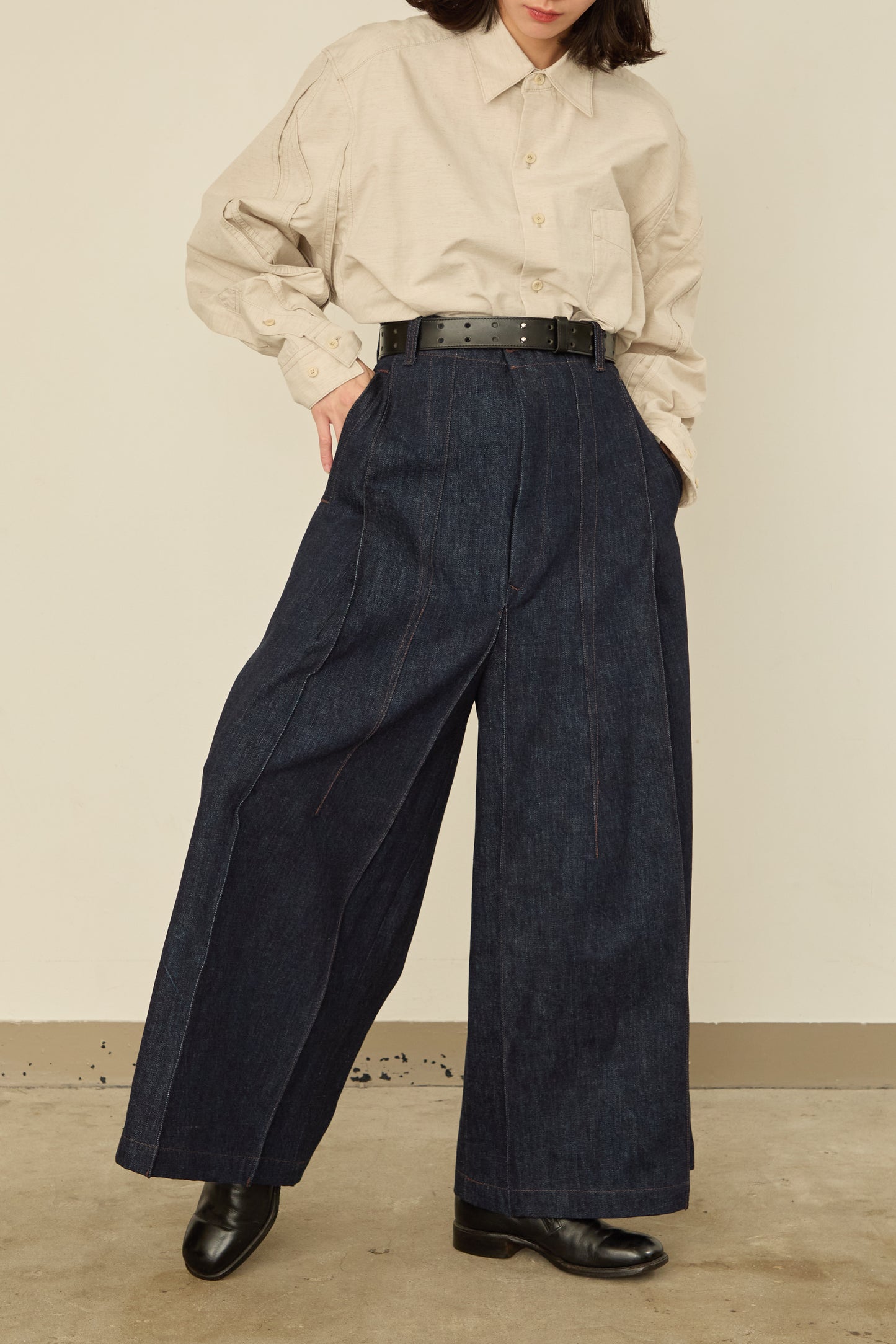 i'm here : " BOX " DENIM PANTS : / BLUE