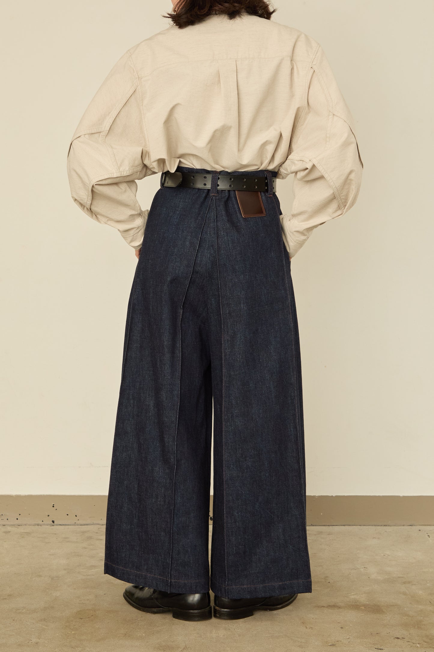 i'm here : " BOX " DENIM PANTS : / BLUE