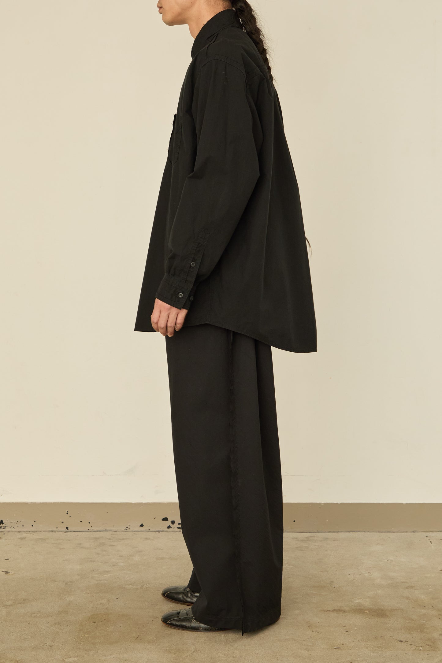 i'm here : " CUT OFF " SHIRT : / BLACK