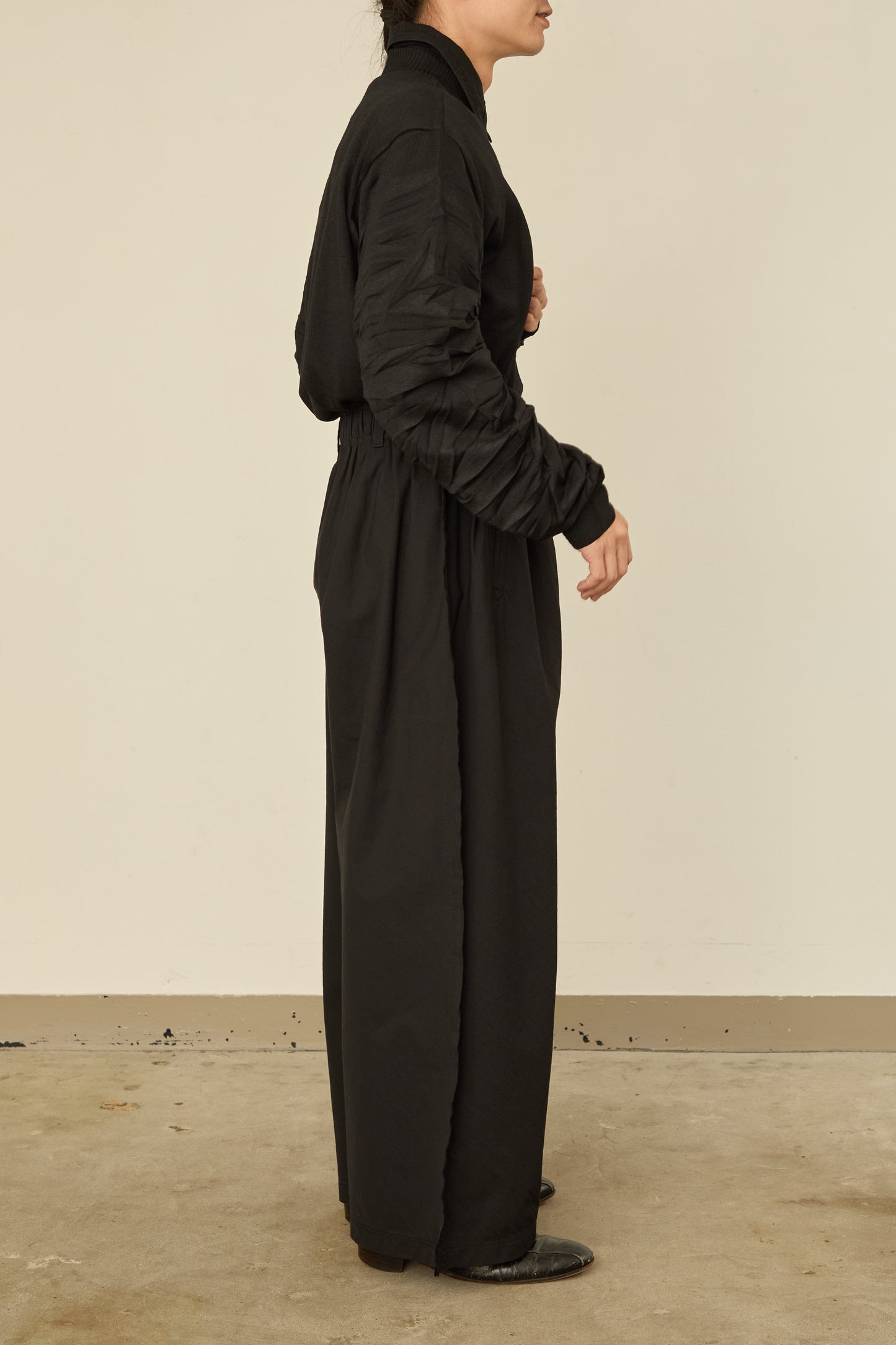 i'm here : " SLIT " PANTS :  / BLACK