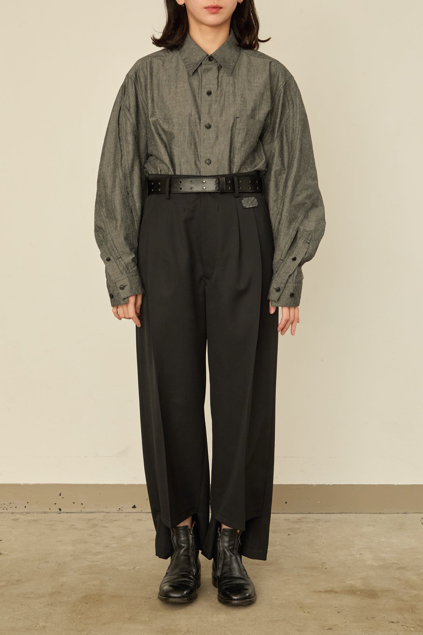 UN(I)FORM " SLIT " PANTS : / BLACK