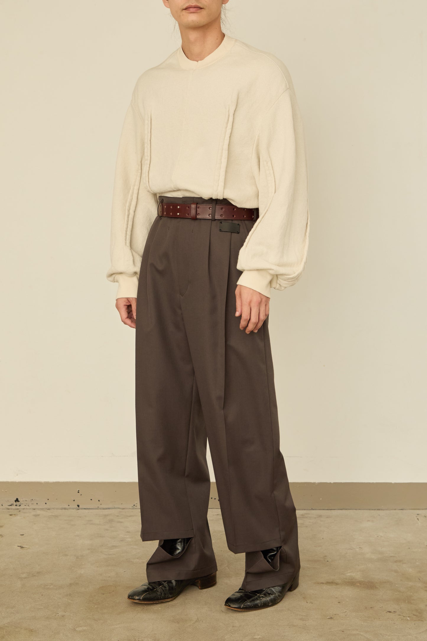 UN(I)FORM " SLIT " PANTS : / BROWN