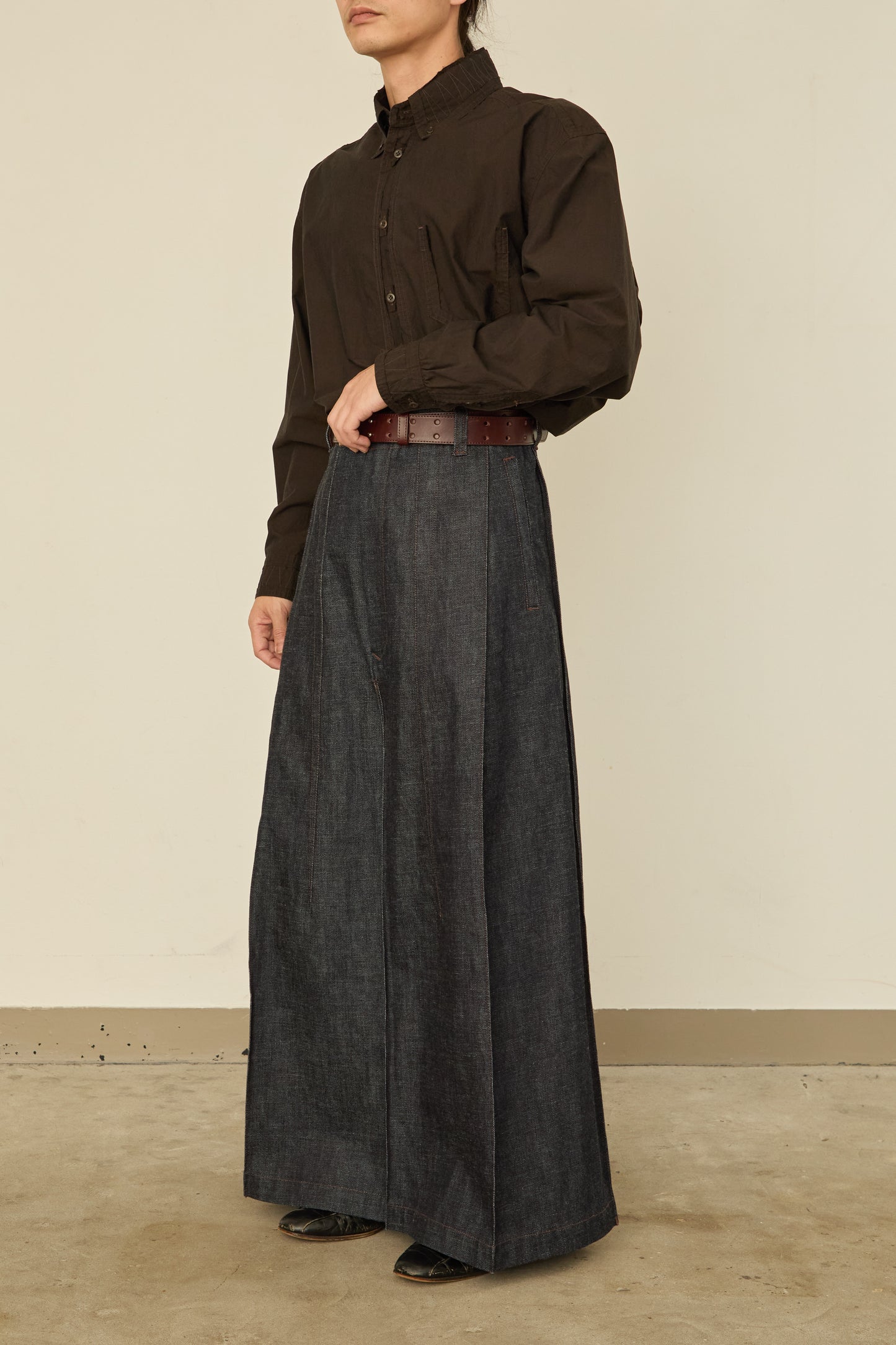 i'm here : " BOX " DENIM PANTS : / NAVY (RIGID)