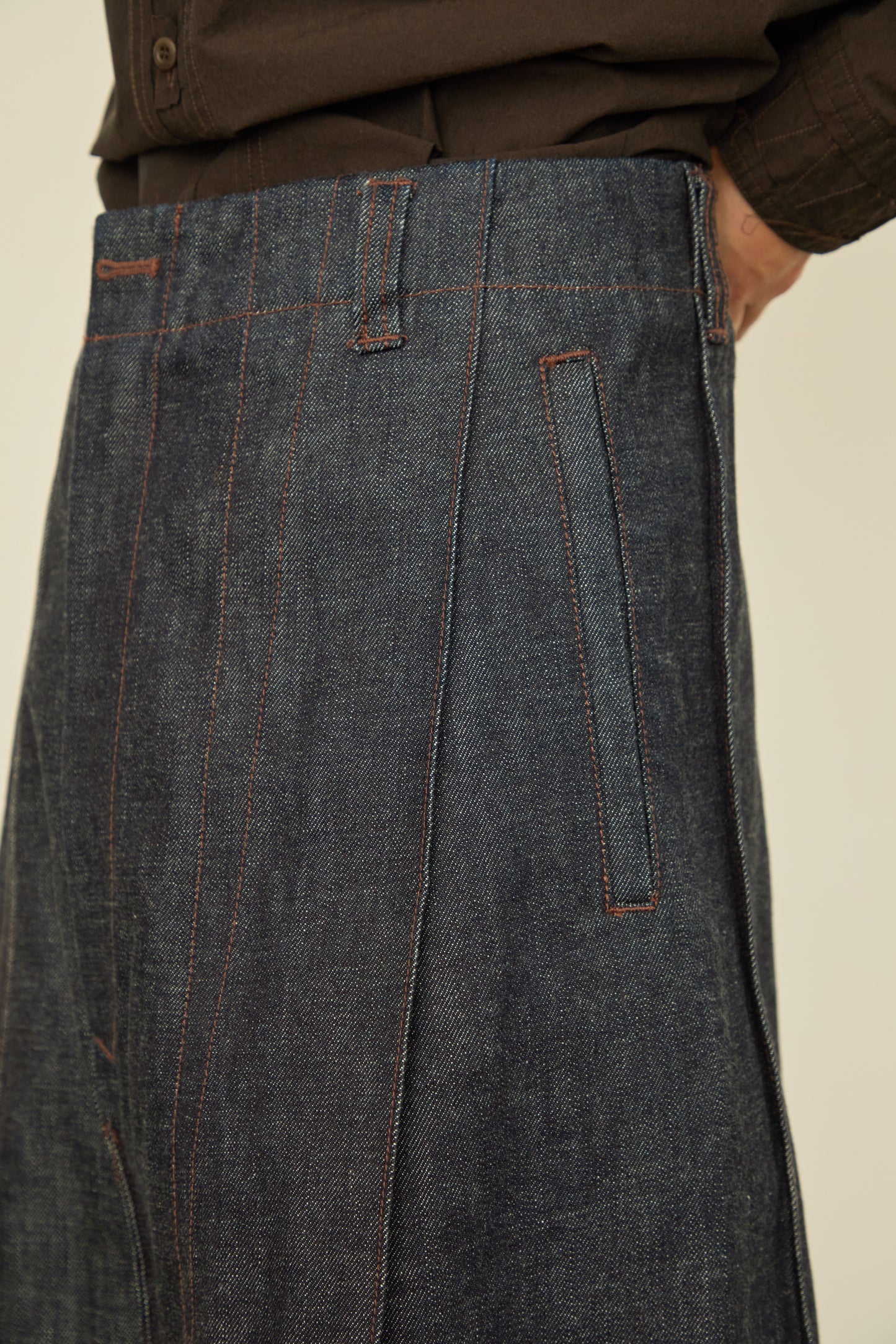 i'm here : " BOX " DENIM PANTS : / BLACK