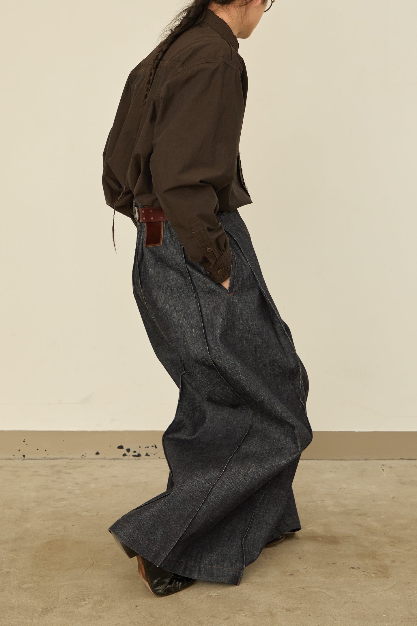 i'm here : " BOX " DENIM PANTS : / BLACK