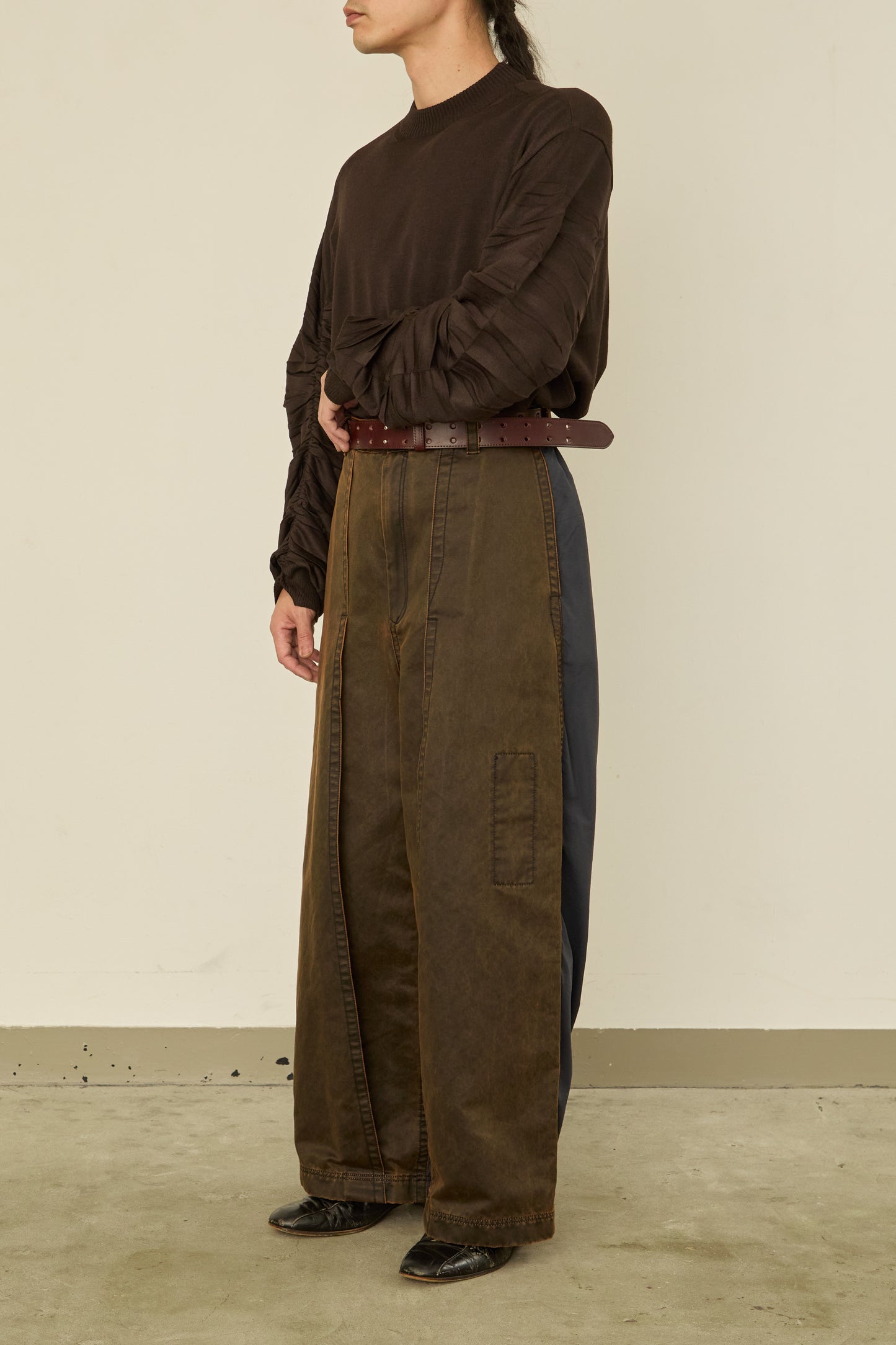 i'm here : " DOCKING " PANTS : / BROWN