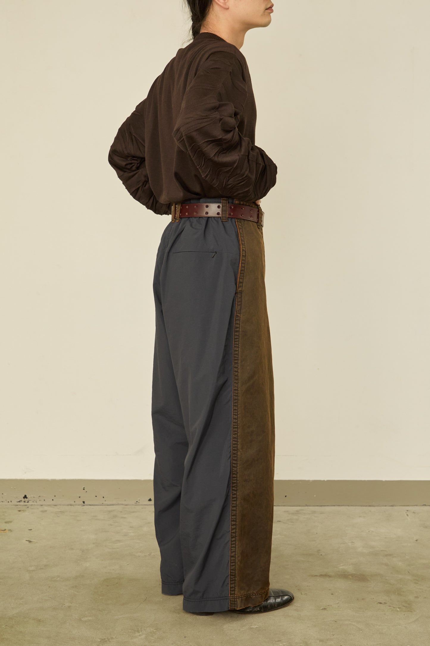 i'm here : " DOCKING " PANTS : / BROWN