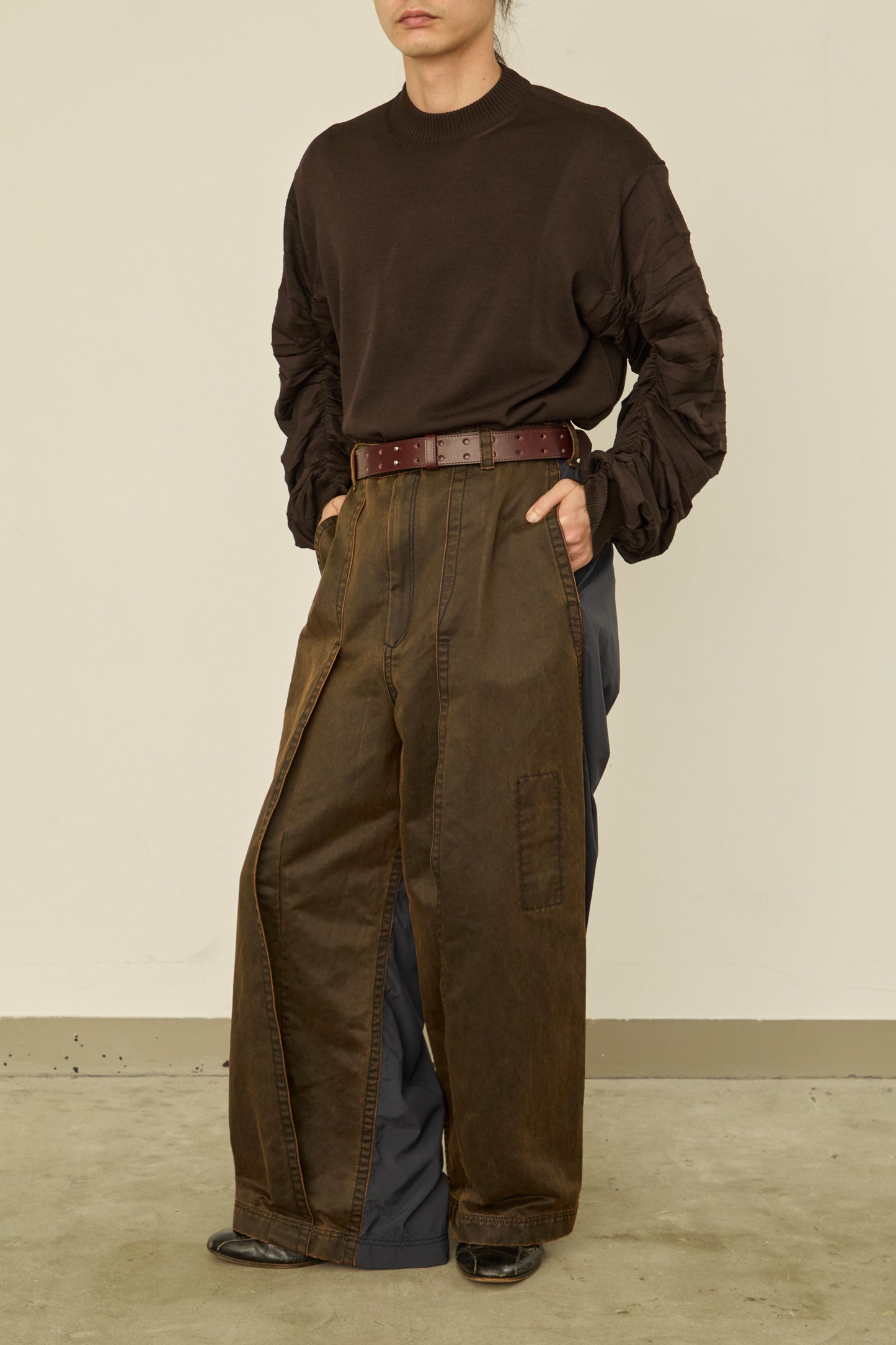 i'm here : " DOCKING " PANTS : / BROWN