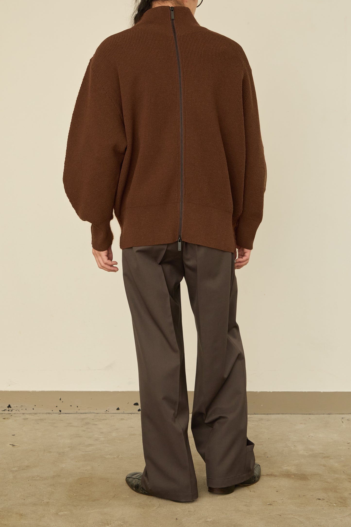 i'm here : " SWITCH " DRIVER`S KNIT : / BROWN