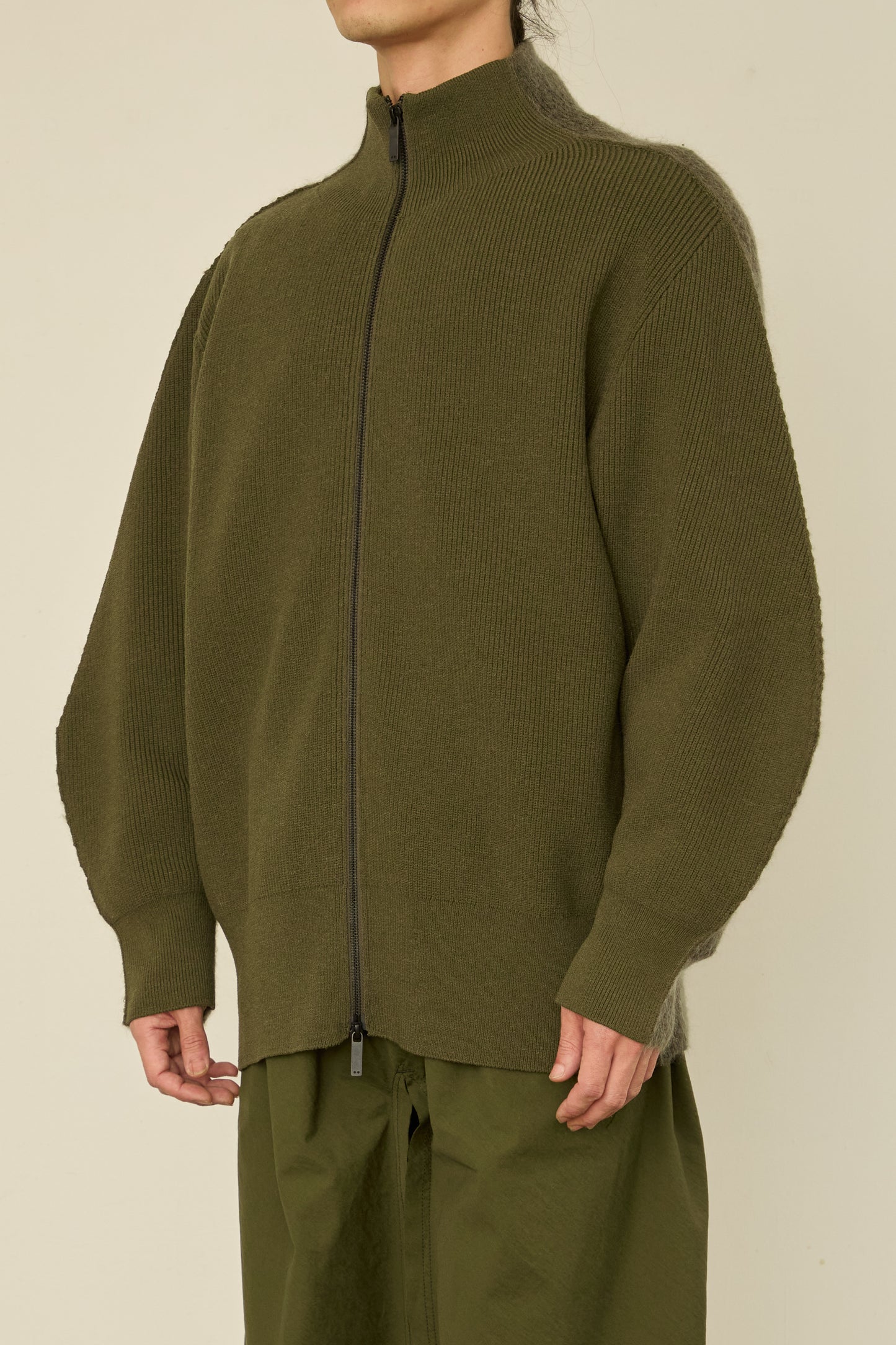 i'm here : " SWITCH " DRIVER`S KNIT : / KHAKI