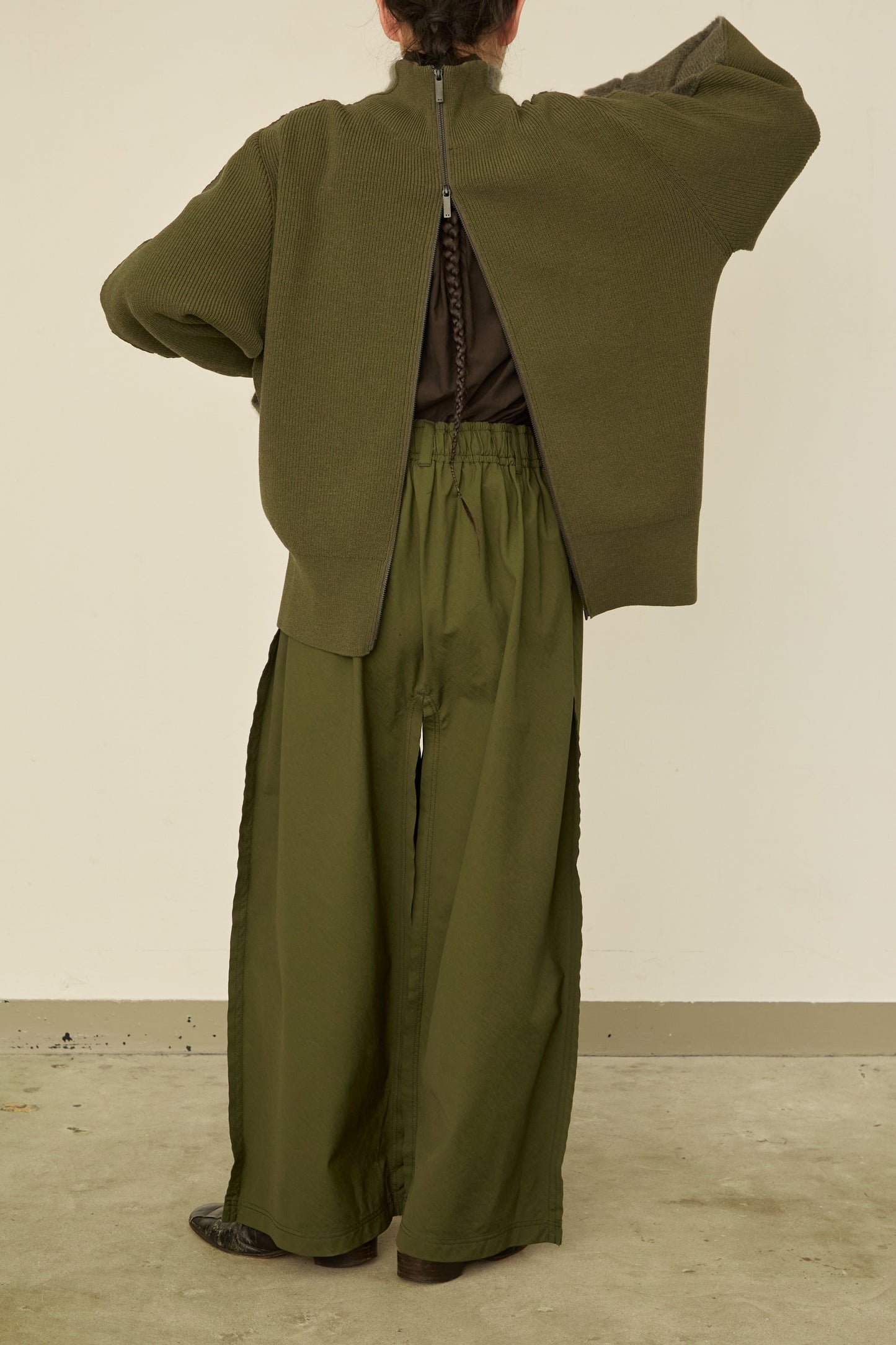 i'm here : " SWITCH " DRIVER`S KNIT : / KHAKI
