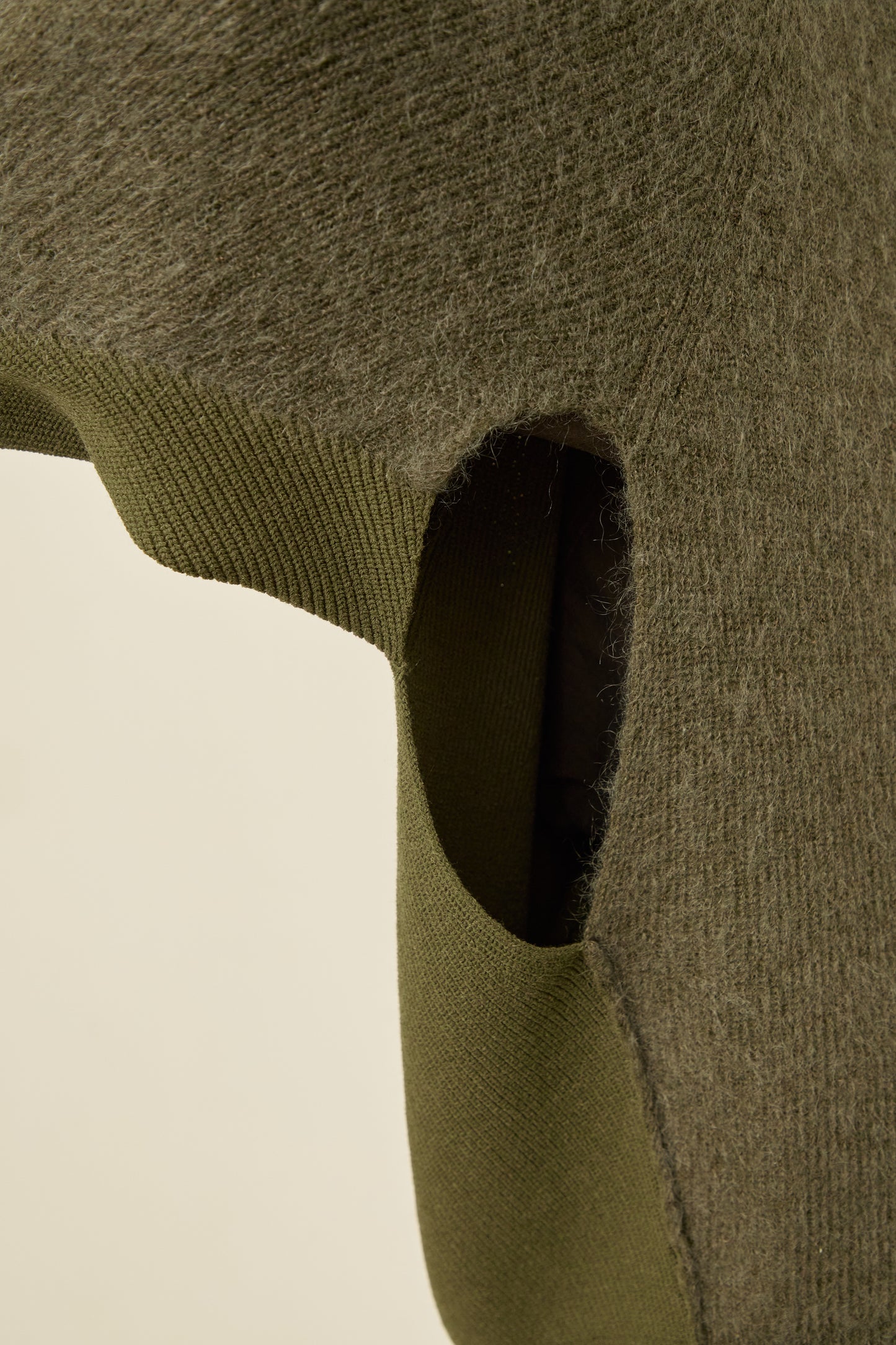 i'm here : " SWITCH " DRIVER`S KNIT : / BROWN