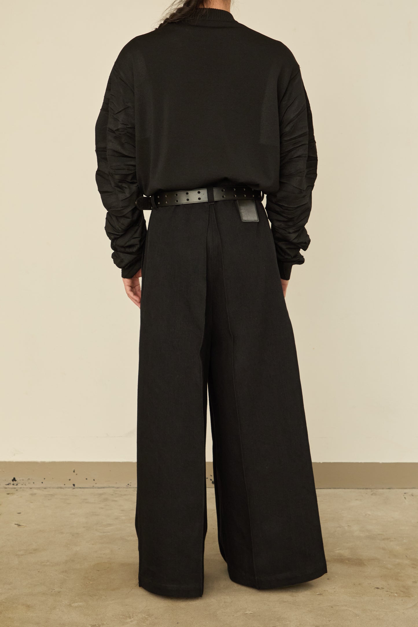 i'm here : " BOX " DENIM PANTS : / BLACK