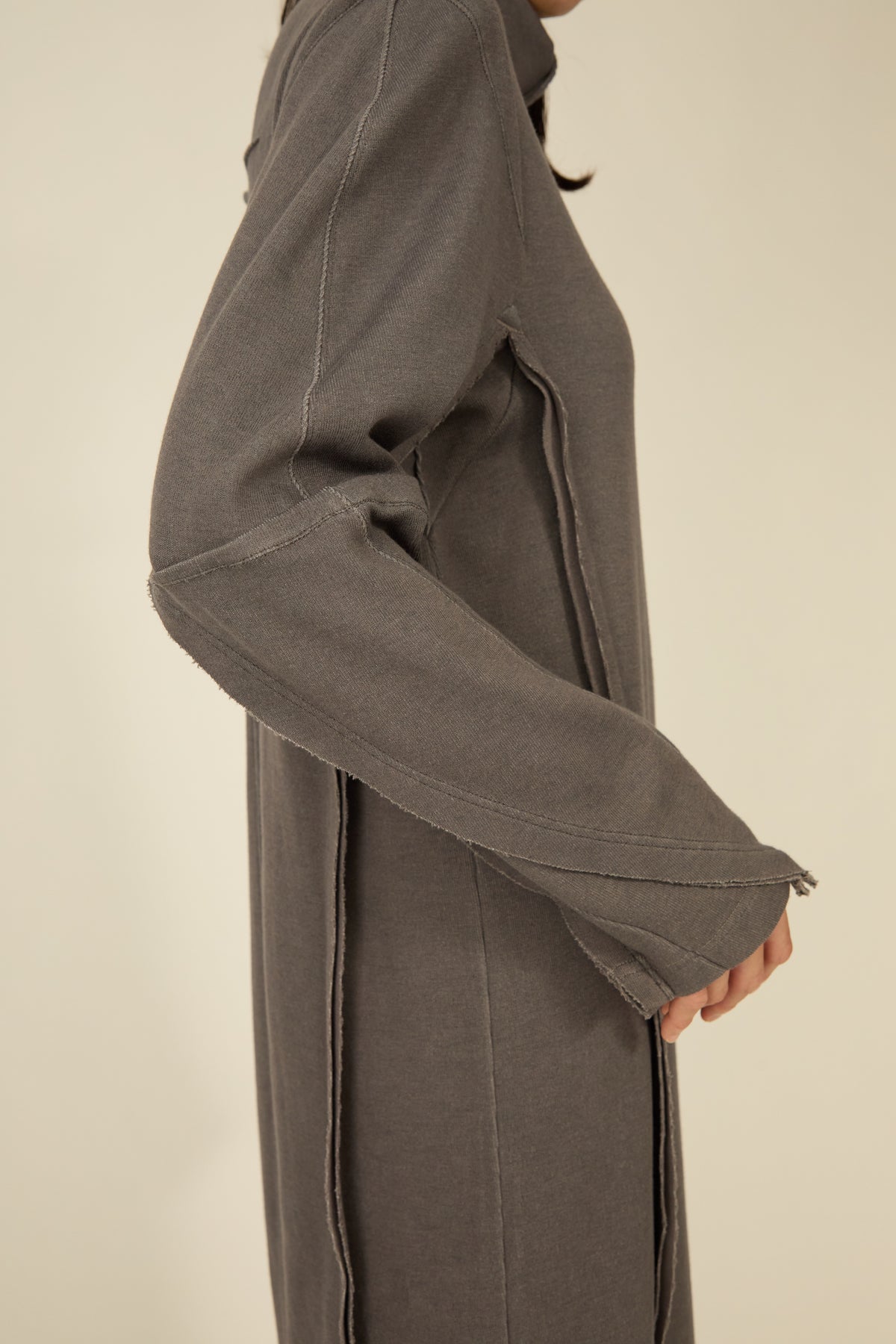 i'm here : " SLIT " JERSEY : ONE PIECE / GRAY