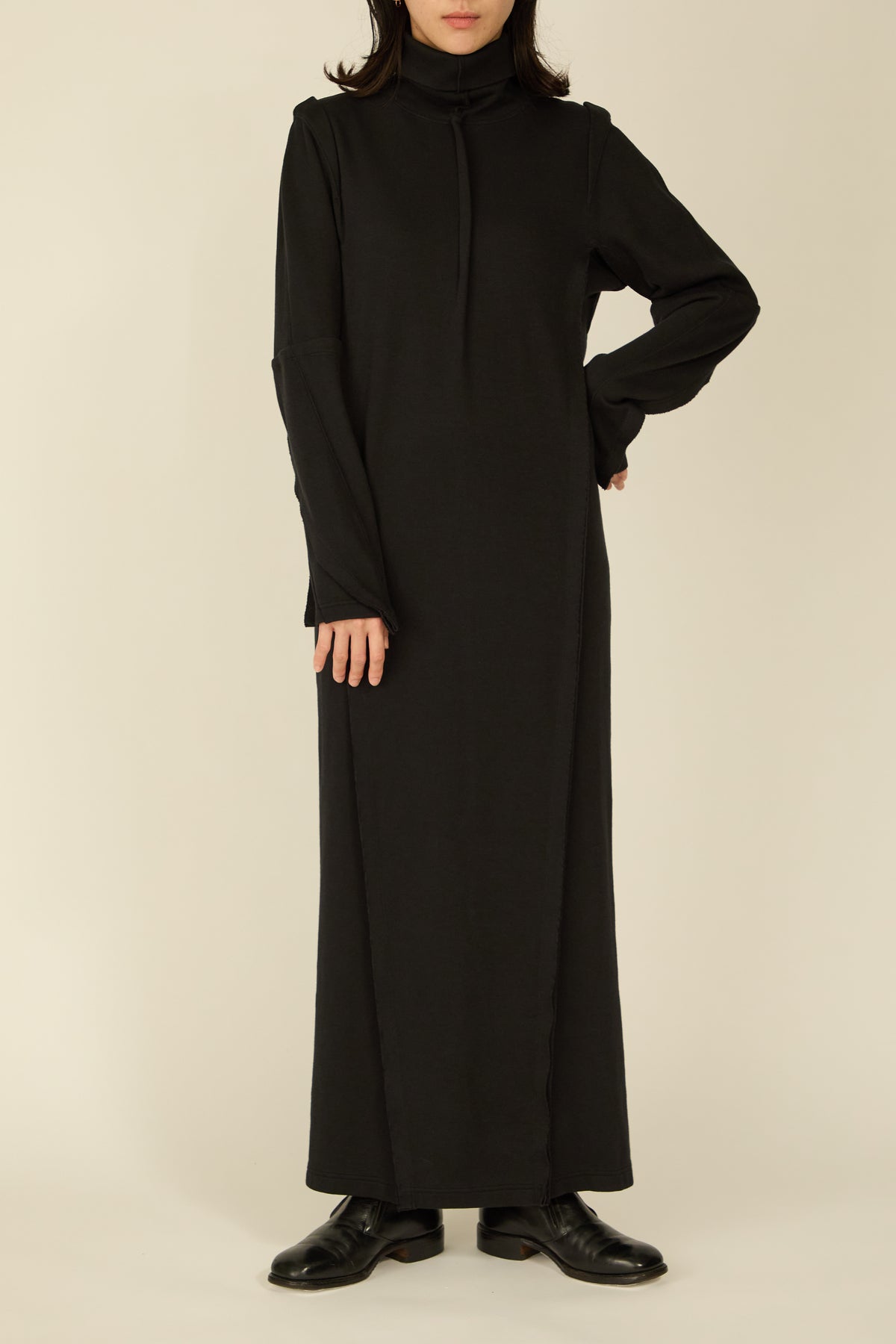 i'm here : " SLIT " JERSEY : ONE PIECE / BLACK