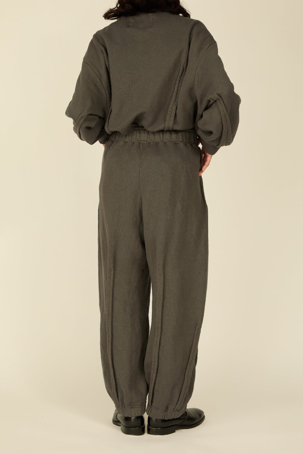 i'm here : " METAL " SWEAT PANTS : / GRAY