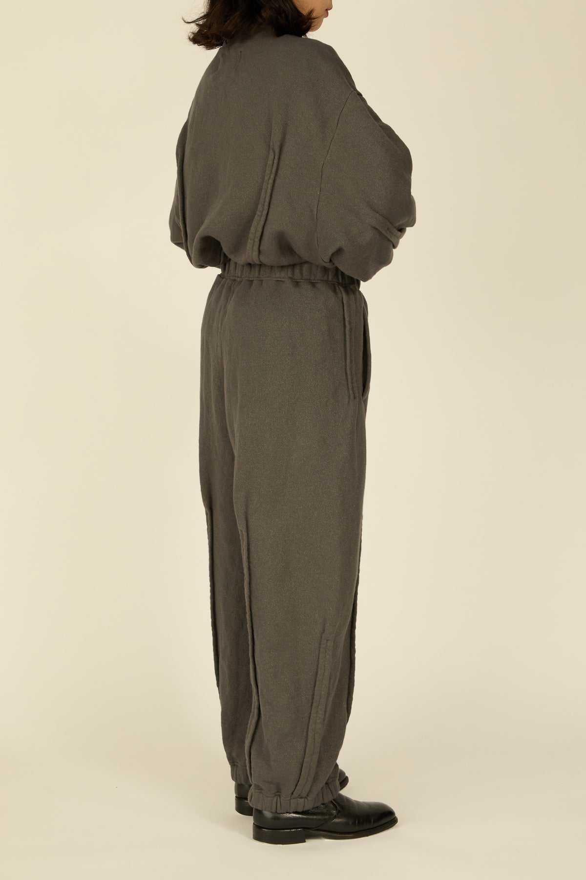 i'm here : " METAL " SWEAT PANTS : / GRAY