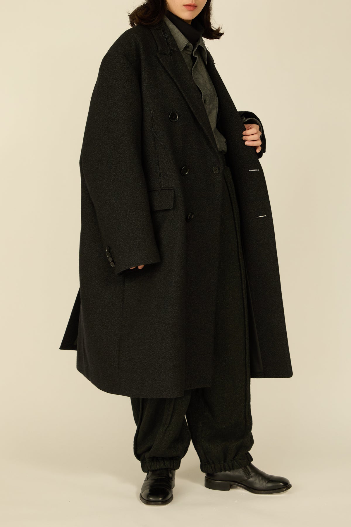 i'm here : GRANDPA COAT : / BLACK