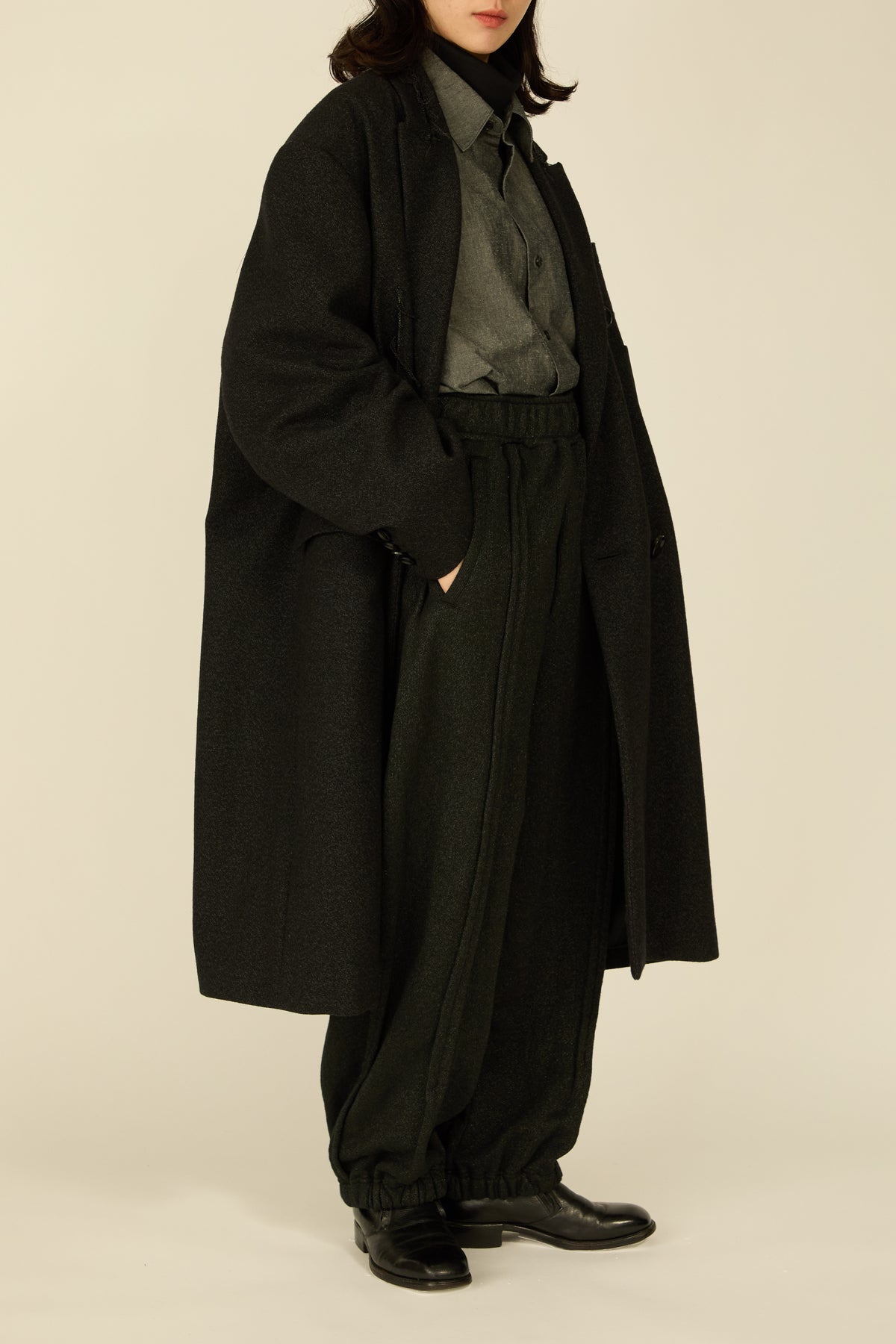i'm here : GRANDPA COAT : / BLACK