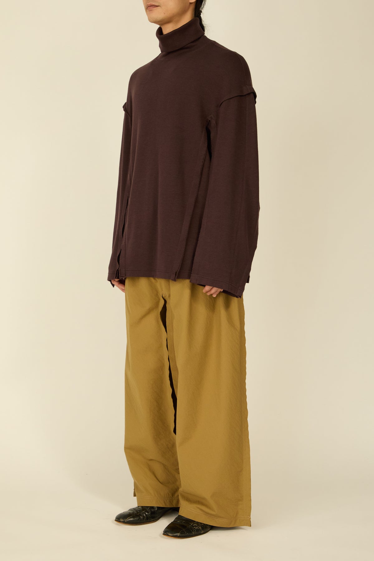 i'm here : " SLIT " JERSEY : / BROWN