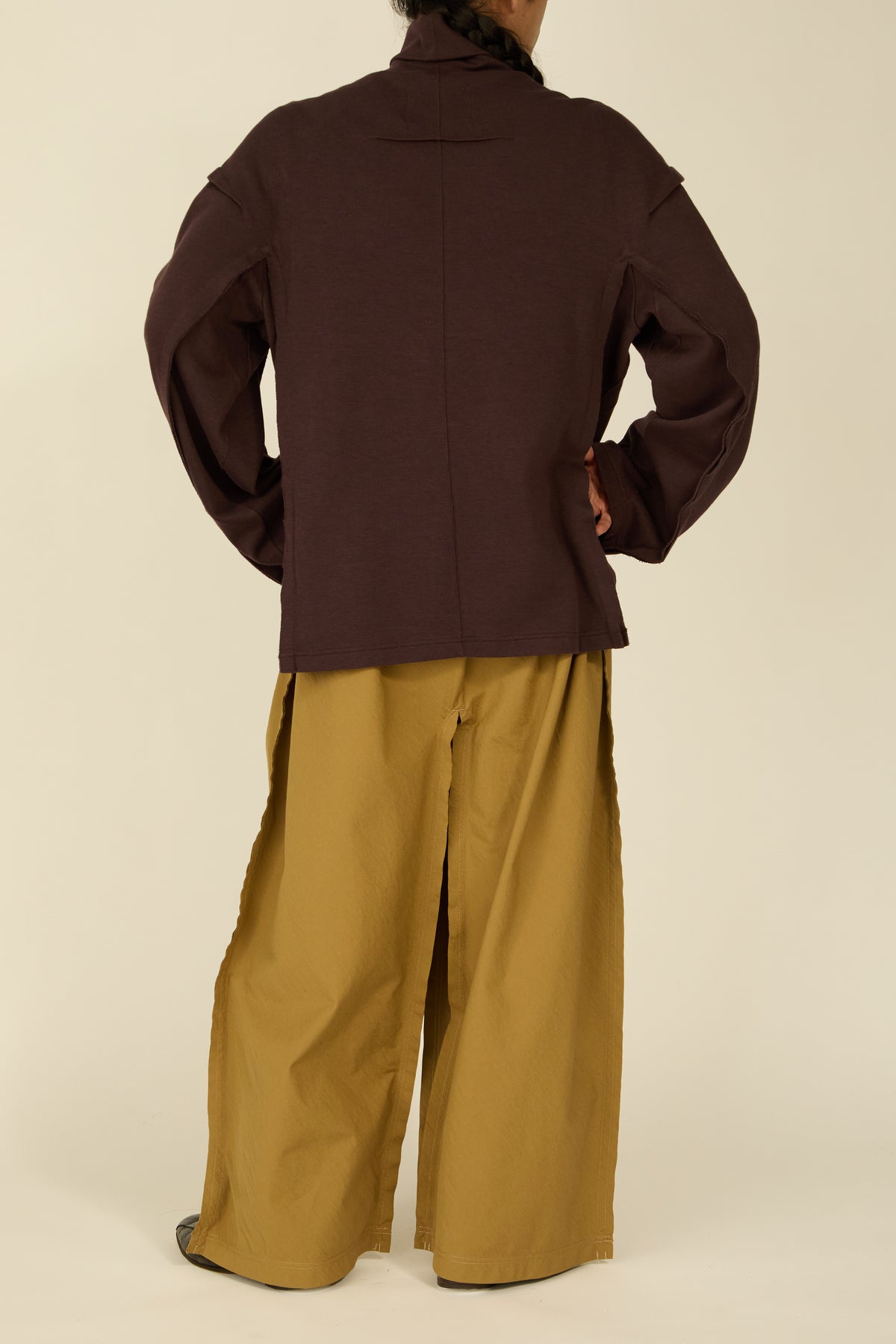 i'm here : " SLIT " JERSEY : / BROWN