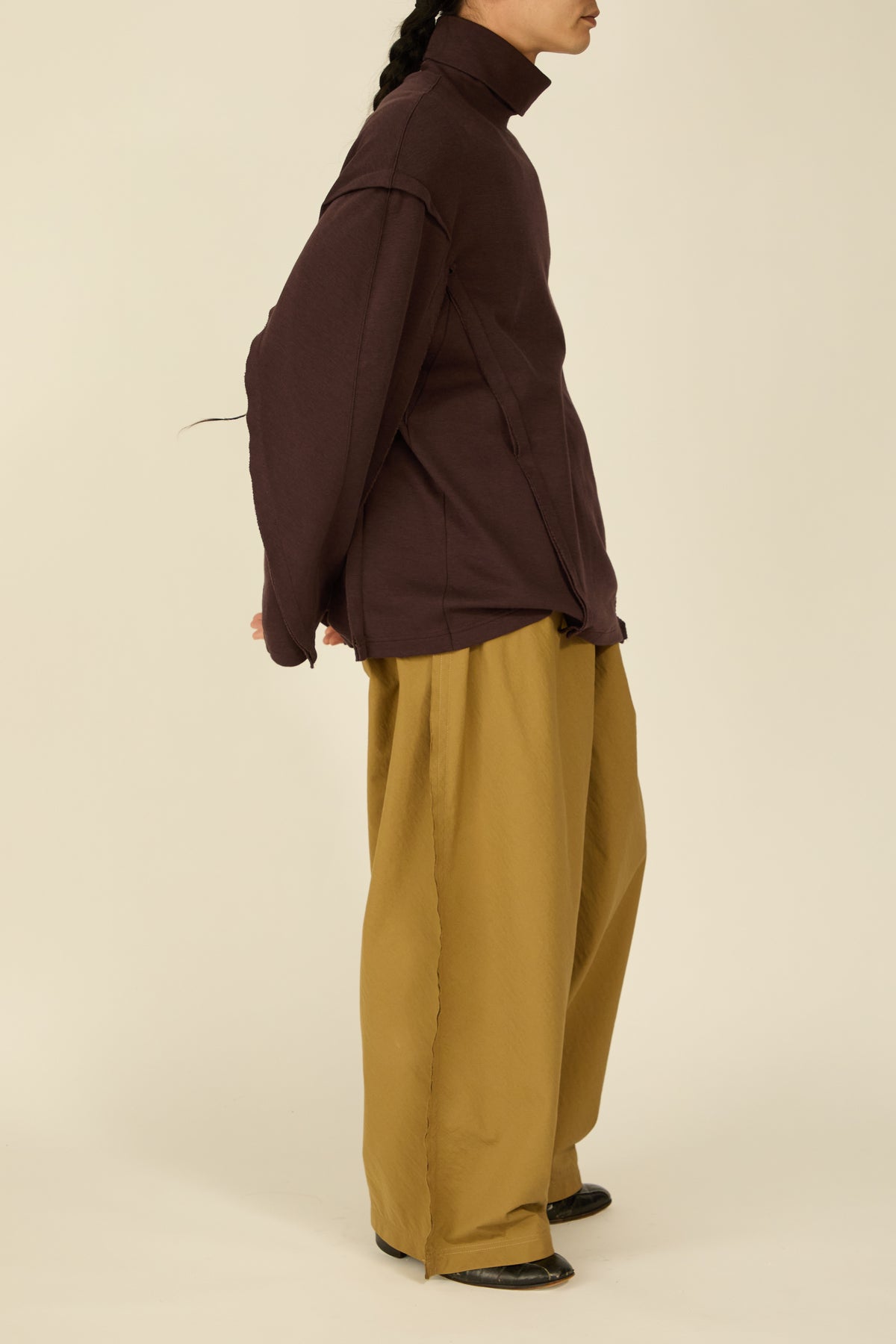 i'm here : " SLIT " JERSEY : / BROWN