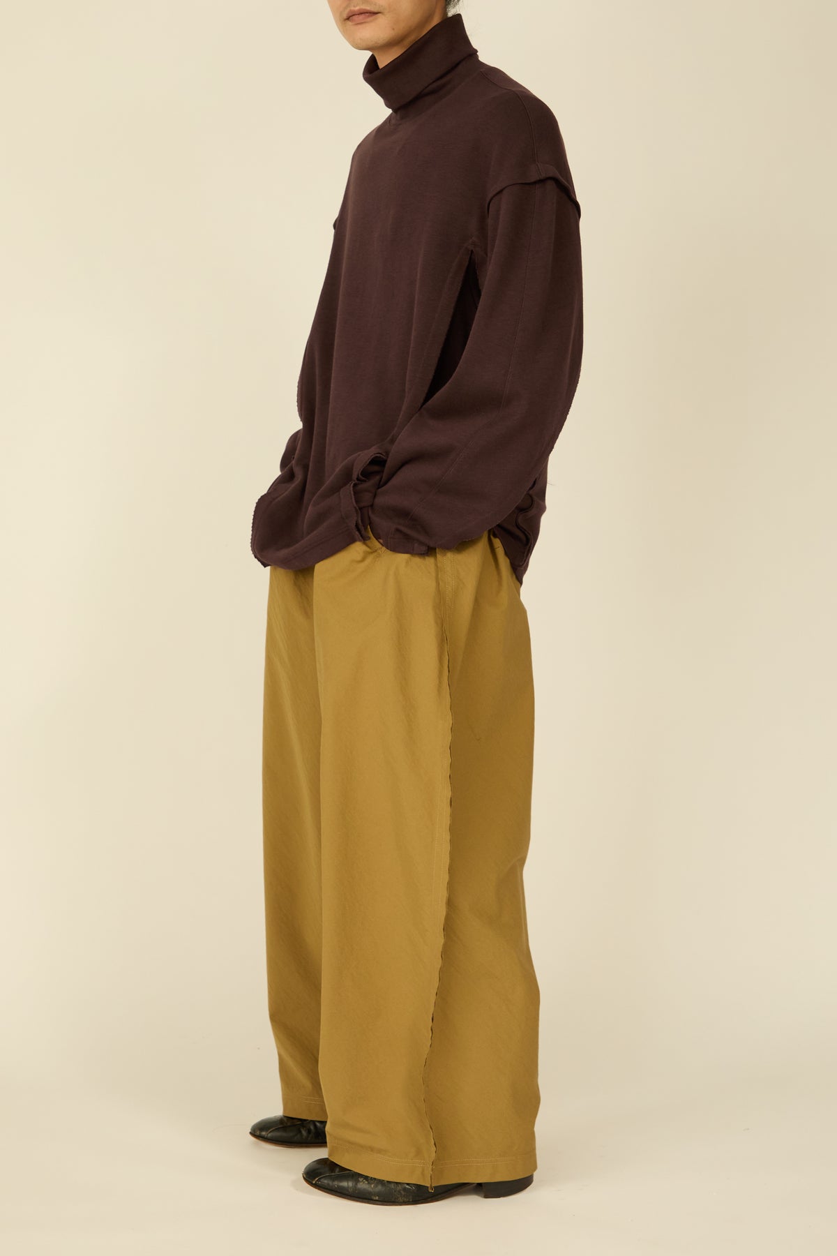 i'm here : " SLIT " JERSEY : / BROWN