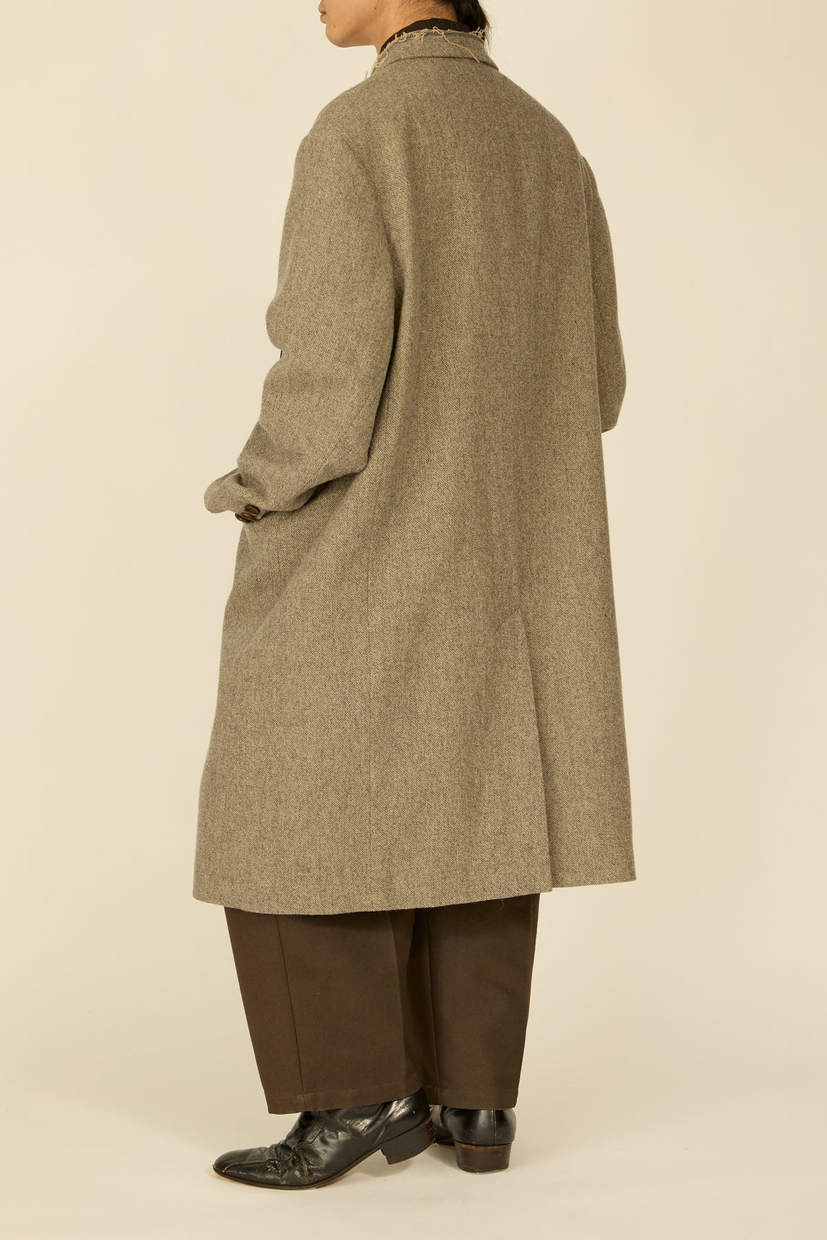 i'm here : GRANDPA COAT : / L.GRAY
