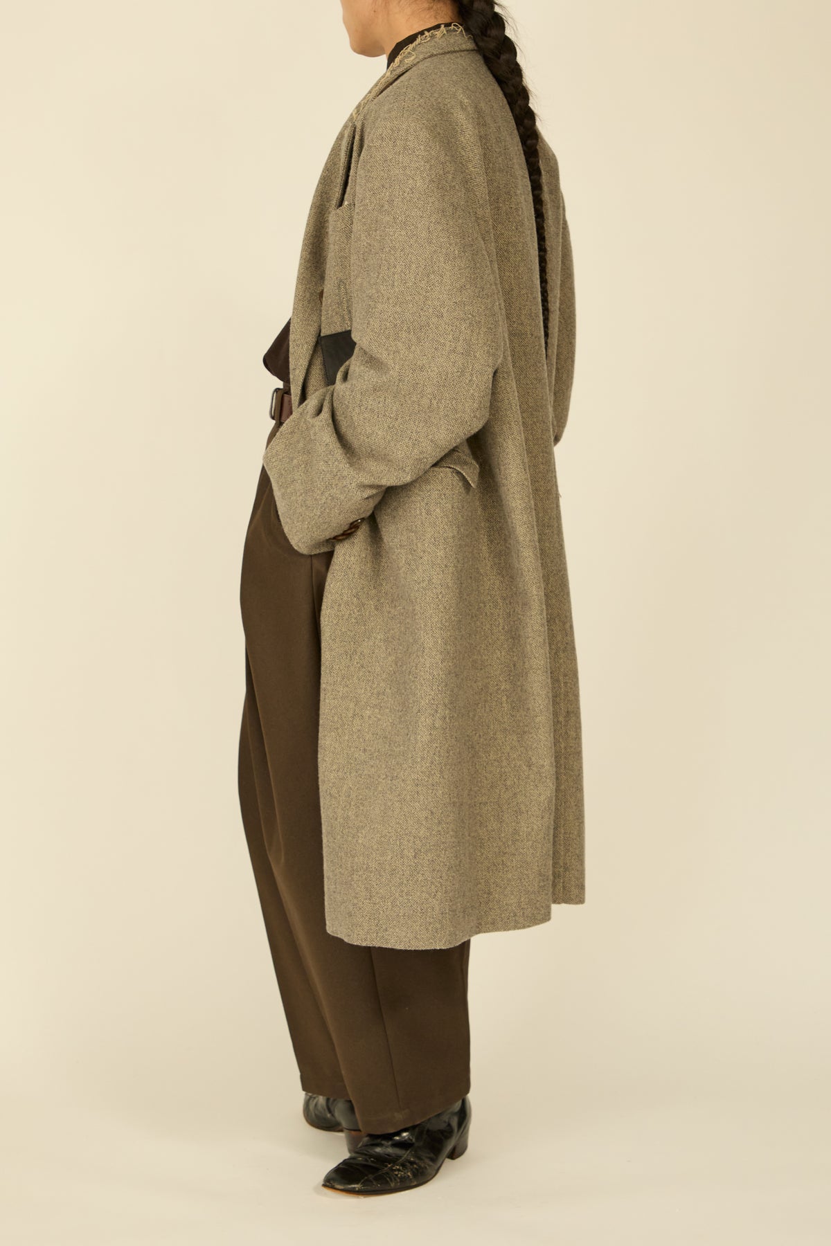 i'm here : GRANDPA COAT : / L.GRAY