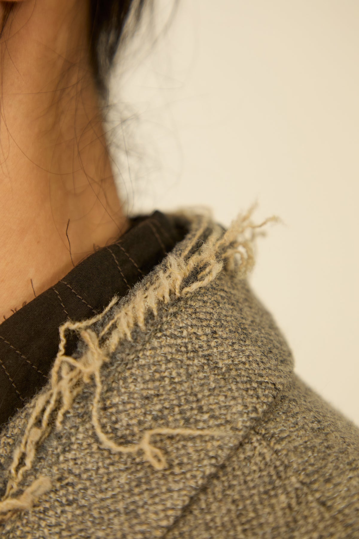 i'm here : GRANDPA COAT : / KHAKI
