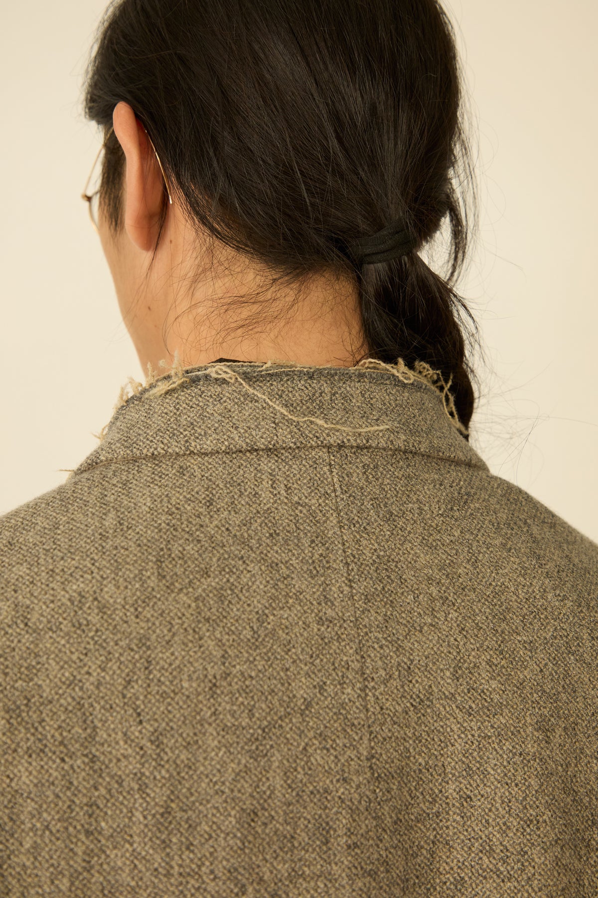 i'm here : GRANDPA COAT : / KHAKI