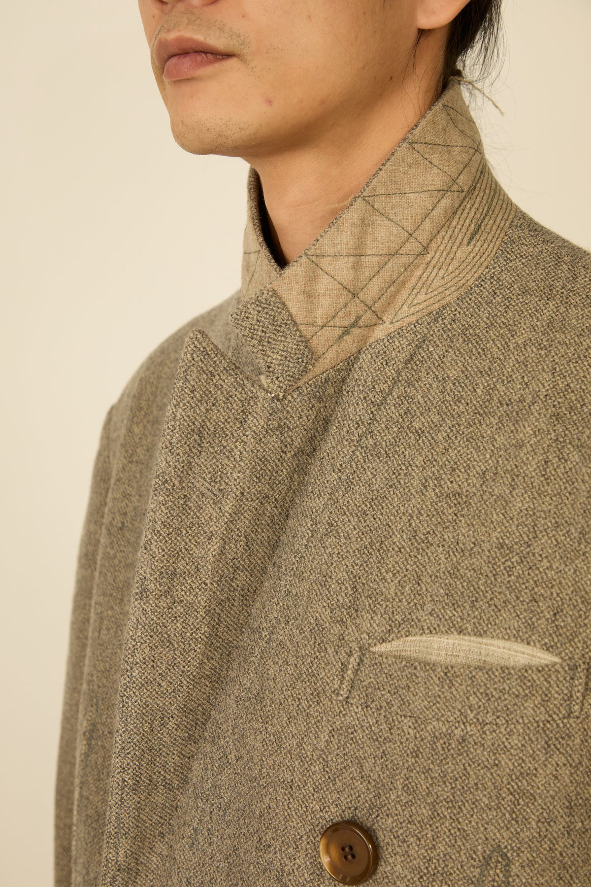i'm here : GRANDPA COAT : / L.GRAY