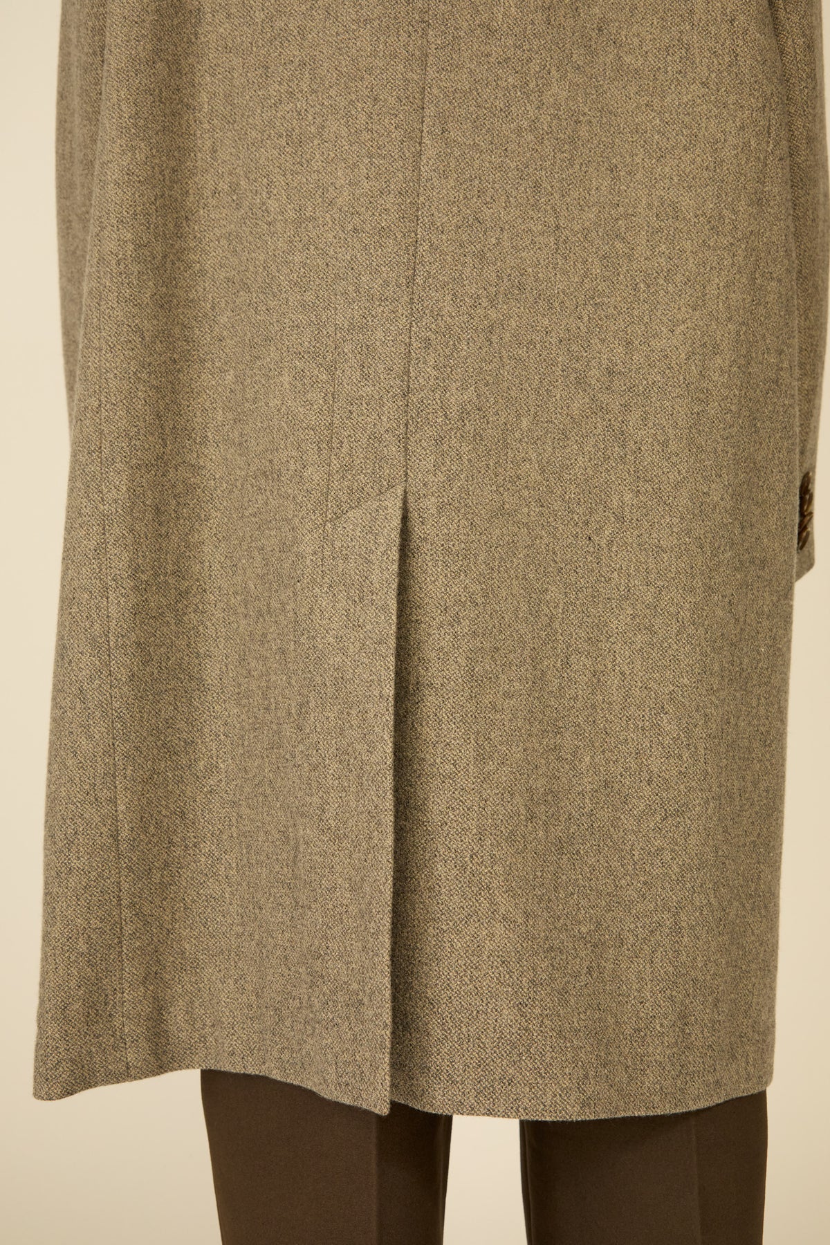 i'm here : GRANDPA COAT : / KHAKI