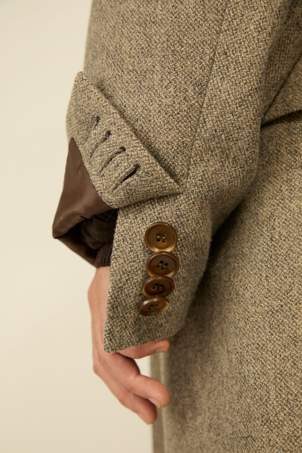 i'm here : GRANDPA COAT : / L.GRAY