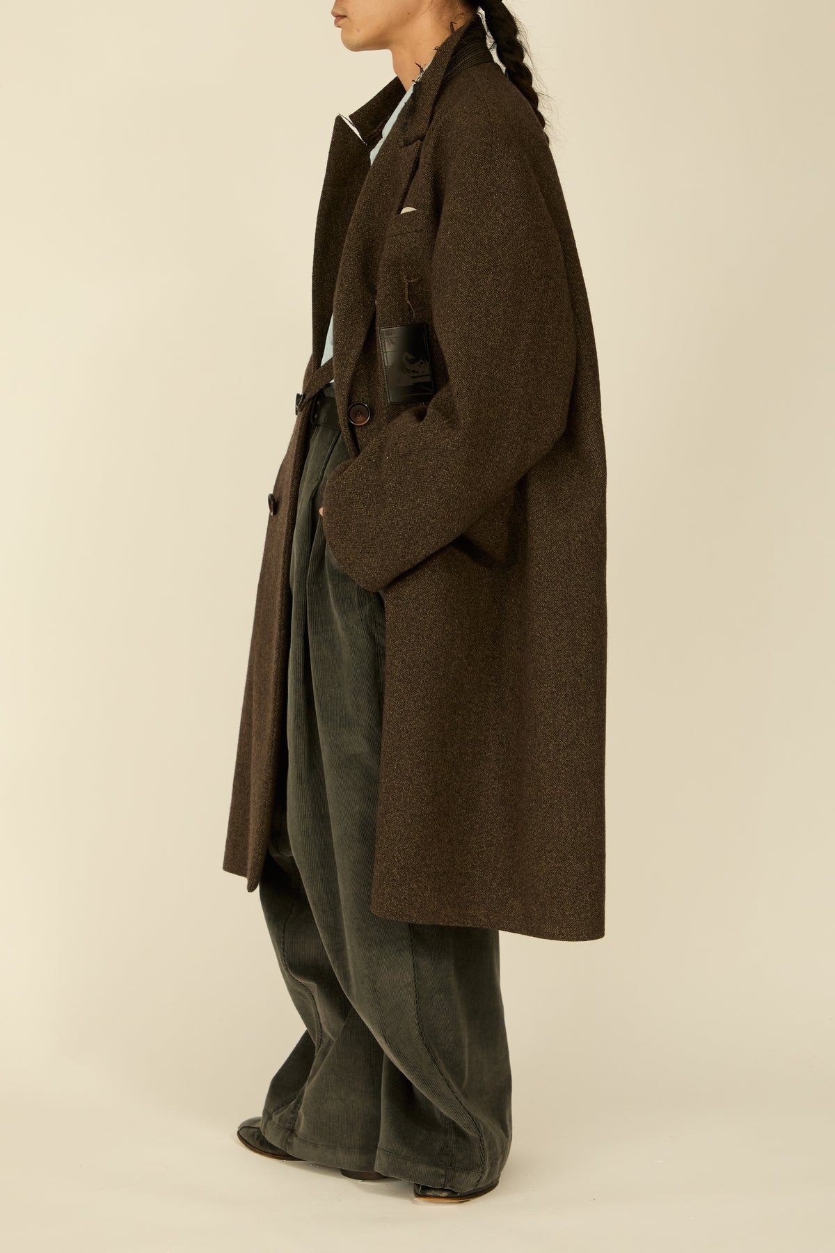 i'm here : GRANDPA COAT : / KHAKI