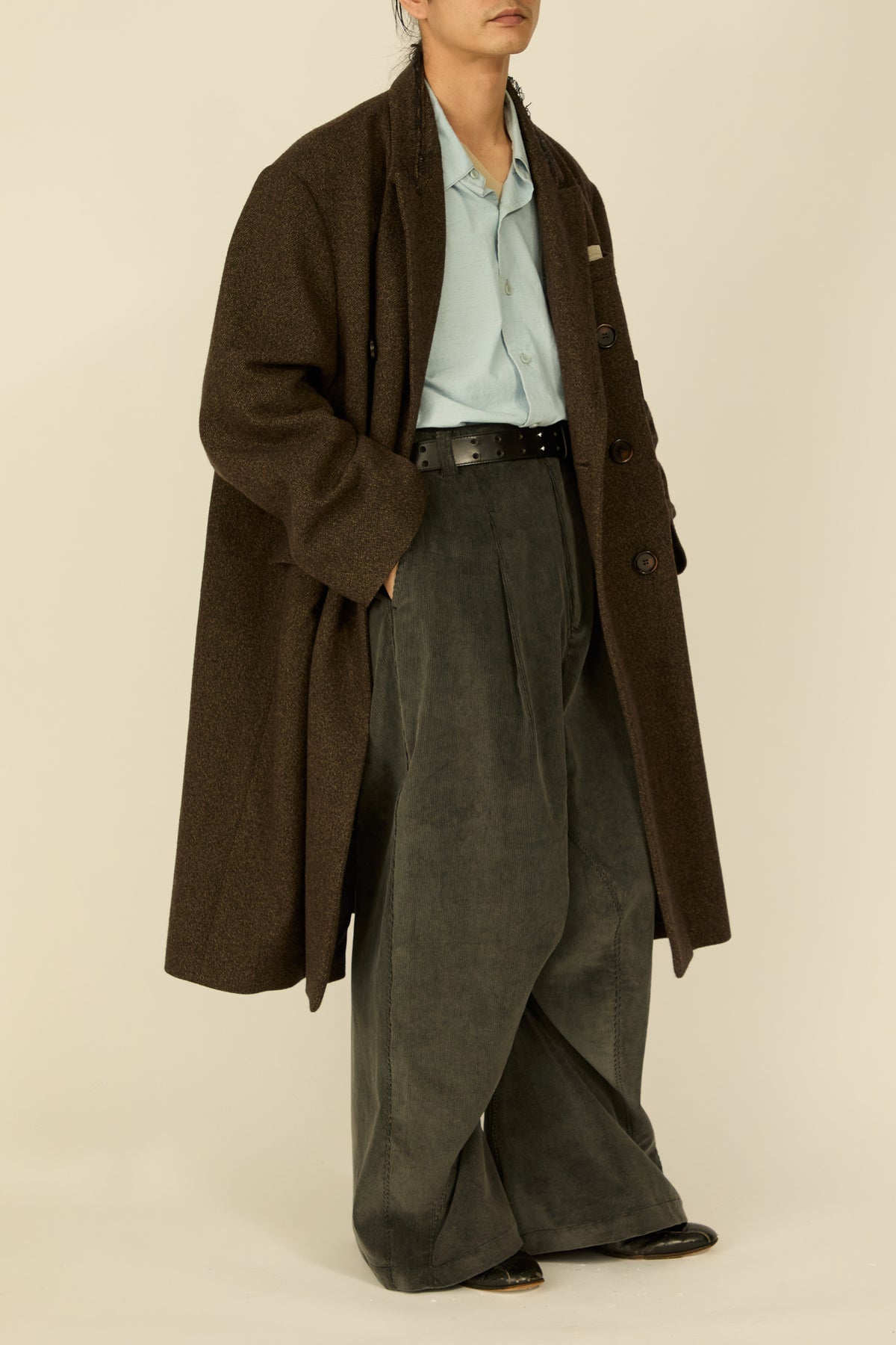 i'm here : GRANDPA COAT : / KHAKI