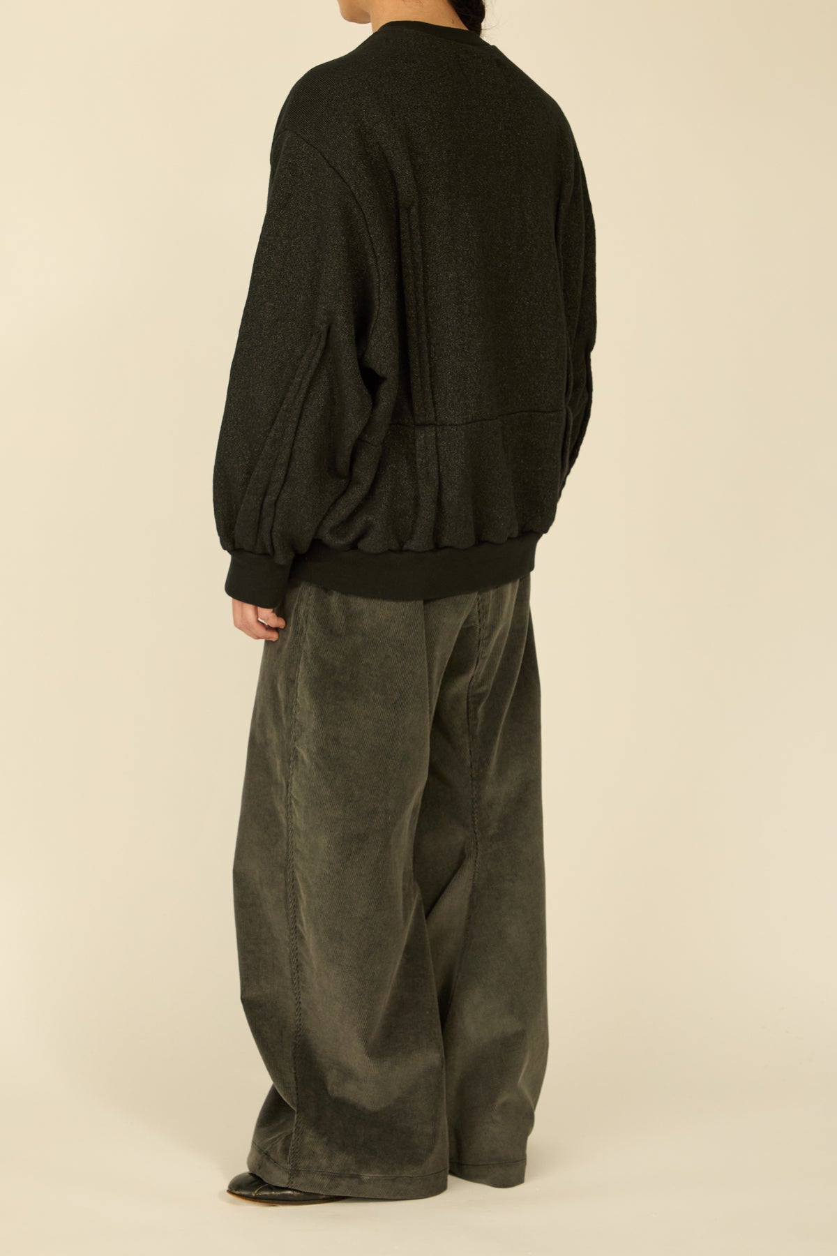 i'm here : " METAL " SWEAT SHIRT : / BLACK