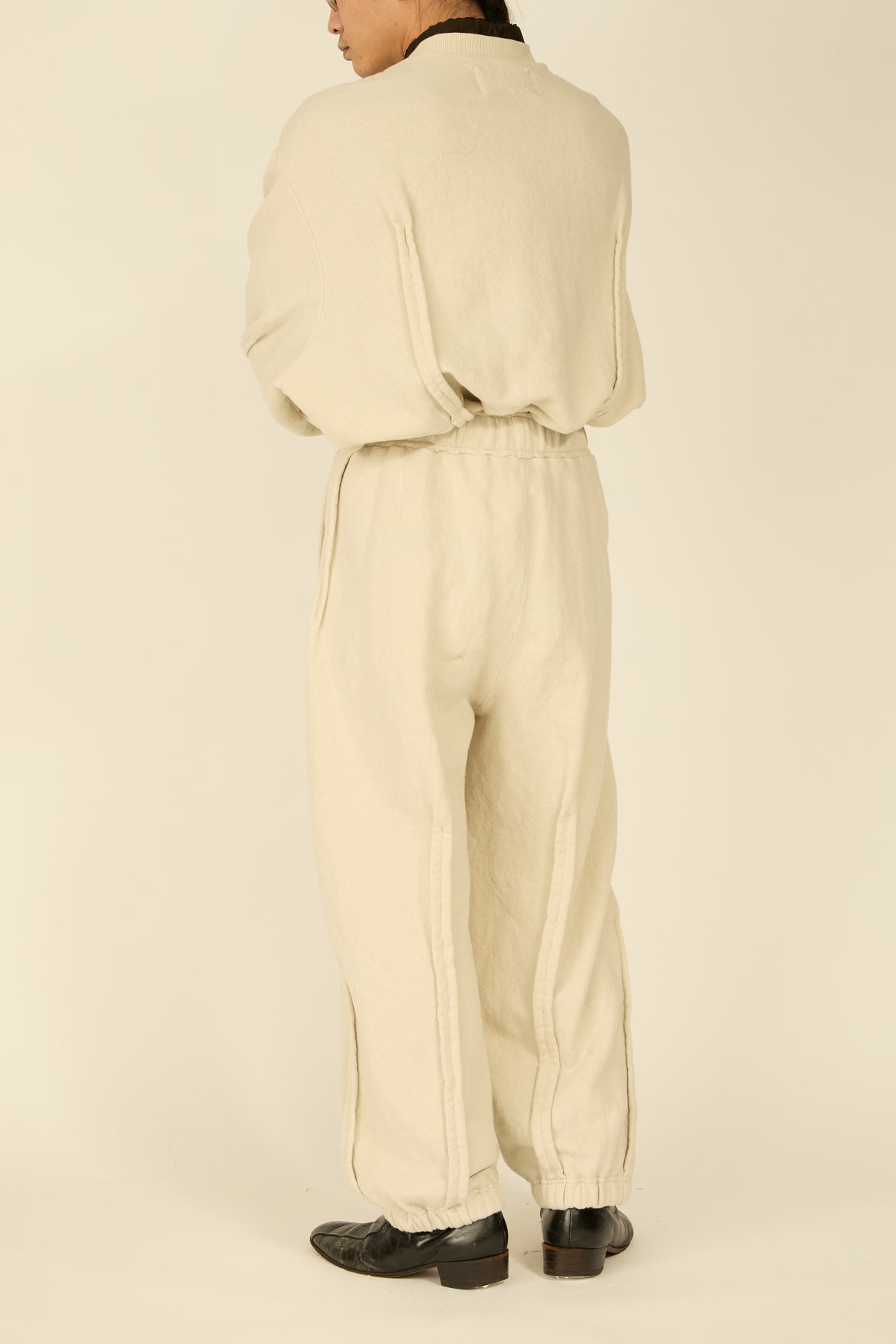 i'm here : " METAL " SWEAT PANTS : / ECRU