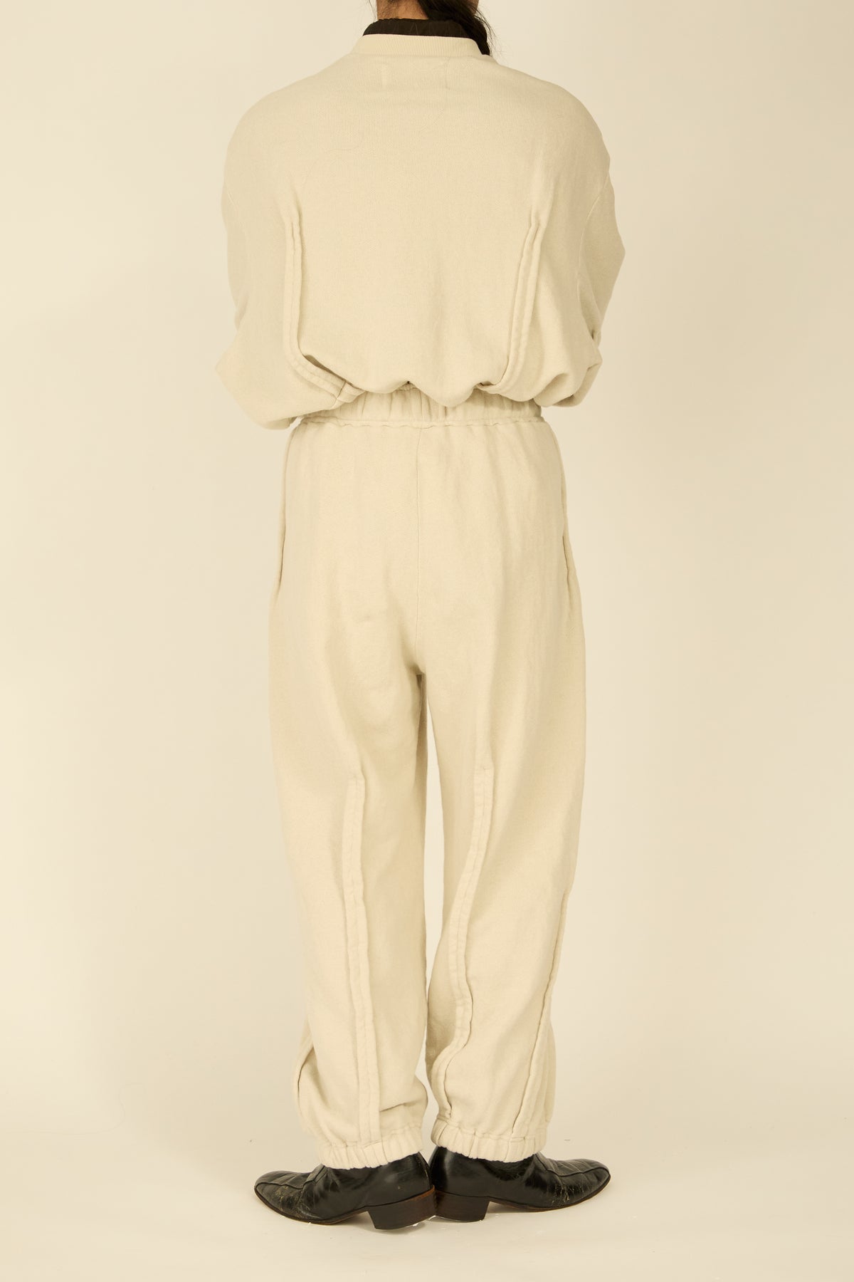 i'm here : " METAL " SWEAT PANTS : / ECRU